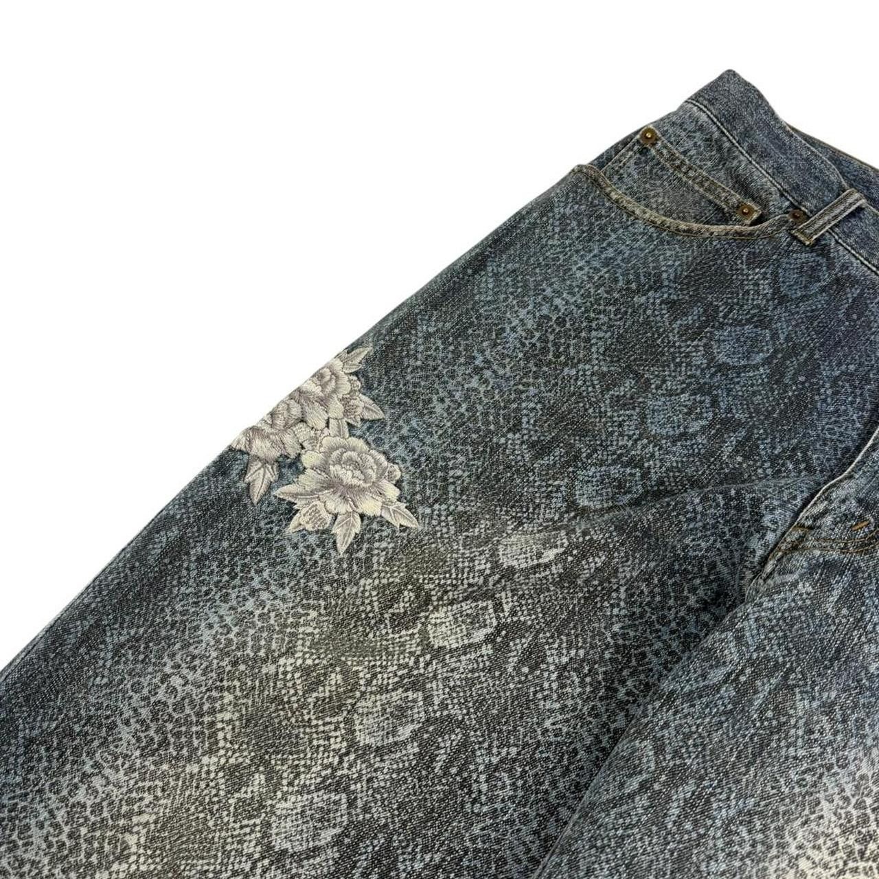 Karakuri Tamashii Karakuri Tamashii Embroidered Koi Japanese Jeans Waist 35 Size US 35 - 2 Thumbnail