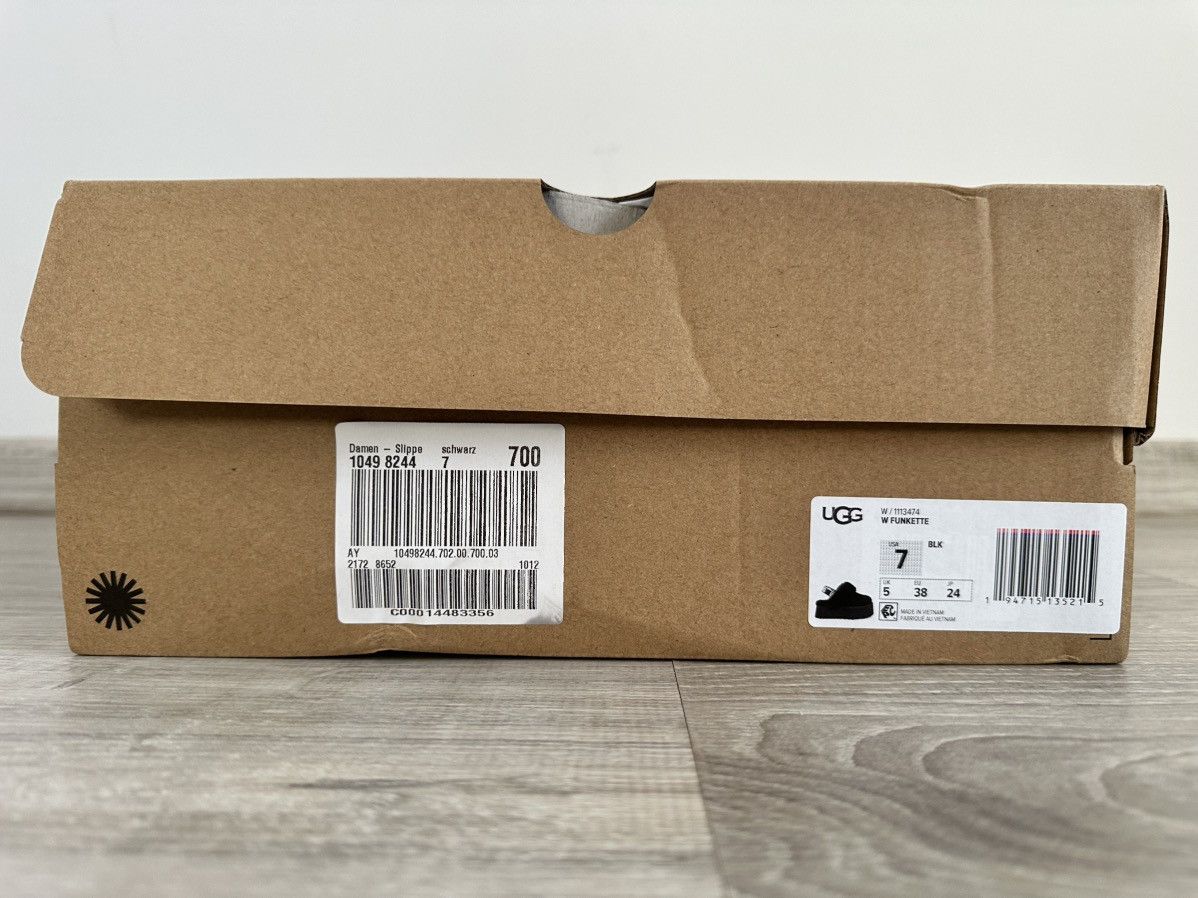 Ugg UGG Funkette Black 38 Size US 7 / IT 37 - 5 Thumbnail