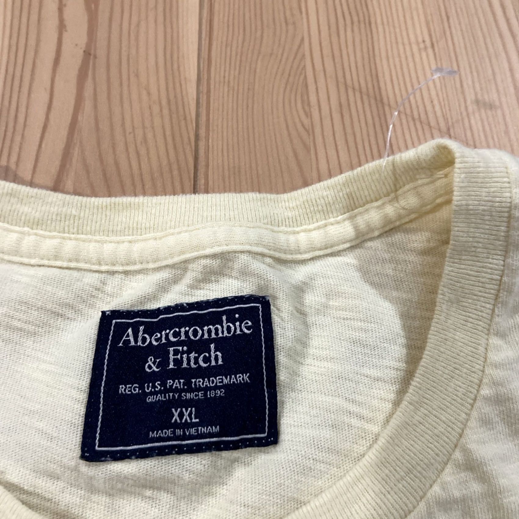 Abercrombie & Fitch VINTAGE Abercrombie & Fitch T-Shirt Mens 2XL Yellow Crew Neck Short Sleeve Oversized Cotton Surfwear Y2K XXL Yellow Mens Size US XXL / EU 58 / 5 - 3 Thumbnail