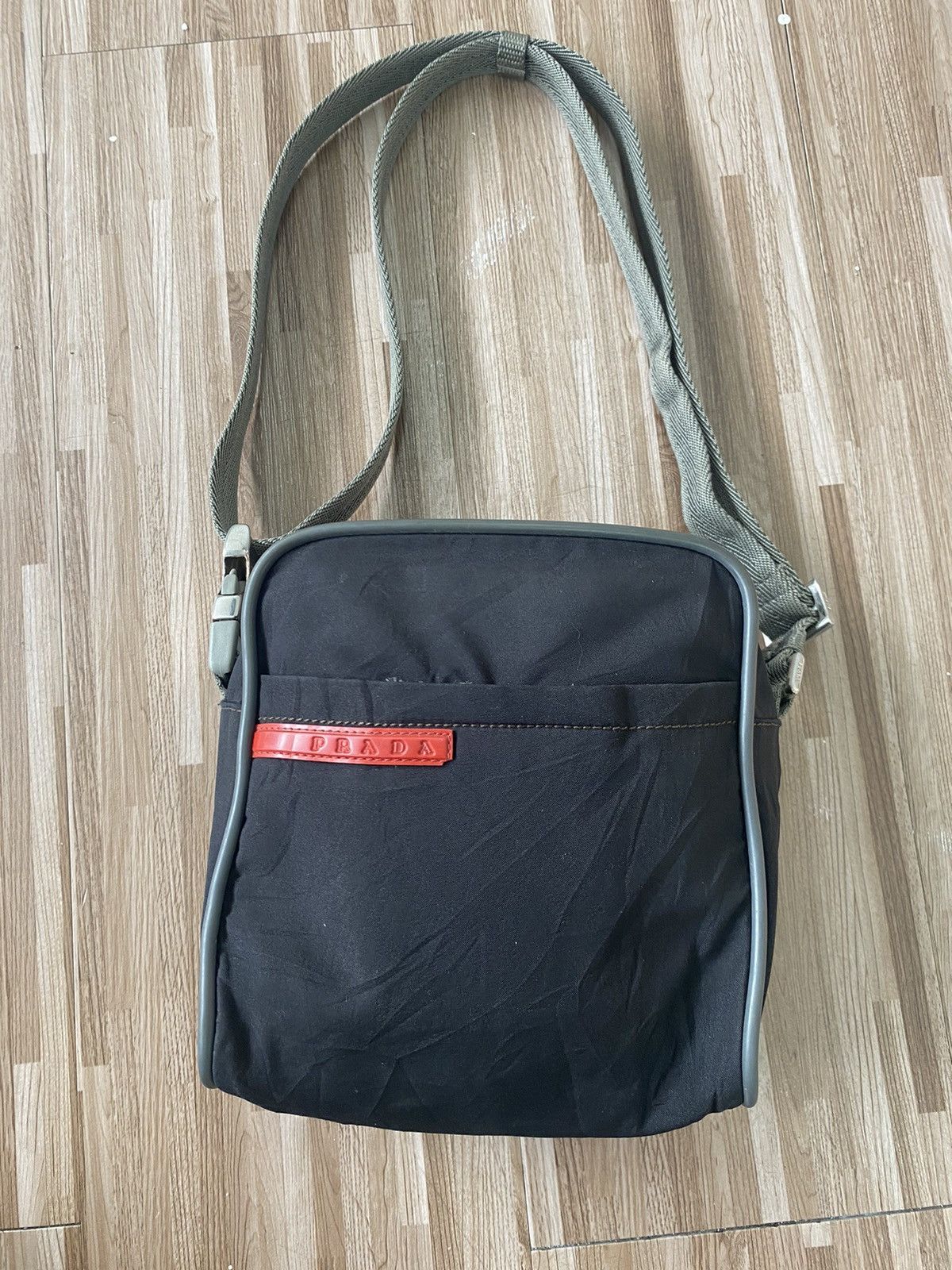 バッグ PRADA SPORTS 中古・古着通販】PRADA SPORTS (プラダスポーツ) ナイロンカメラ