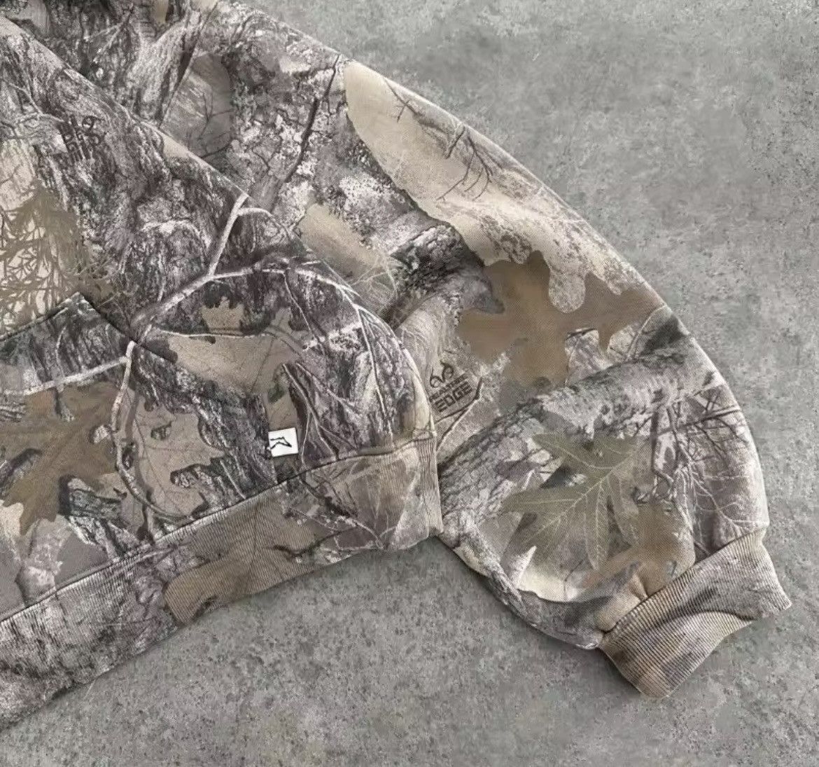 Vintage Y2K Camo Hoodie Size US XL / EU 56 / 4 - 3 Thumbnail