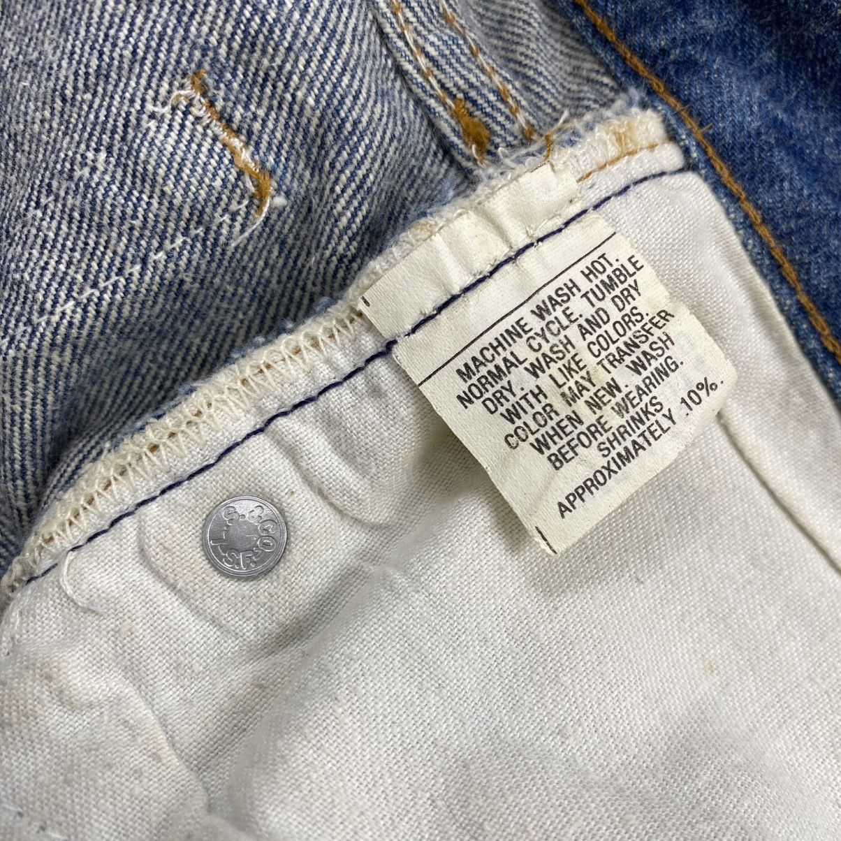 Levi's Vintage Clothing 🇺🇸1970s Vintage Levis 501 30x36 Straight Leg Faded Jeans Size US 30 / EU 46 - 13 Thumbnail