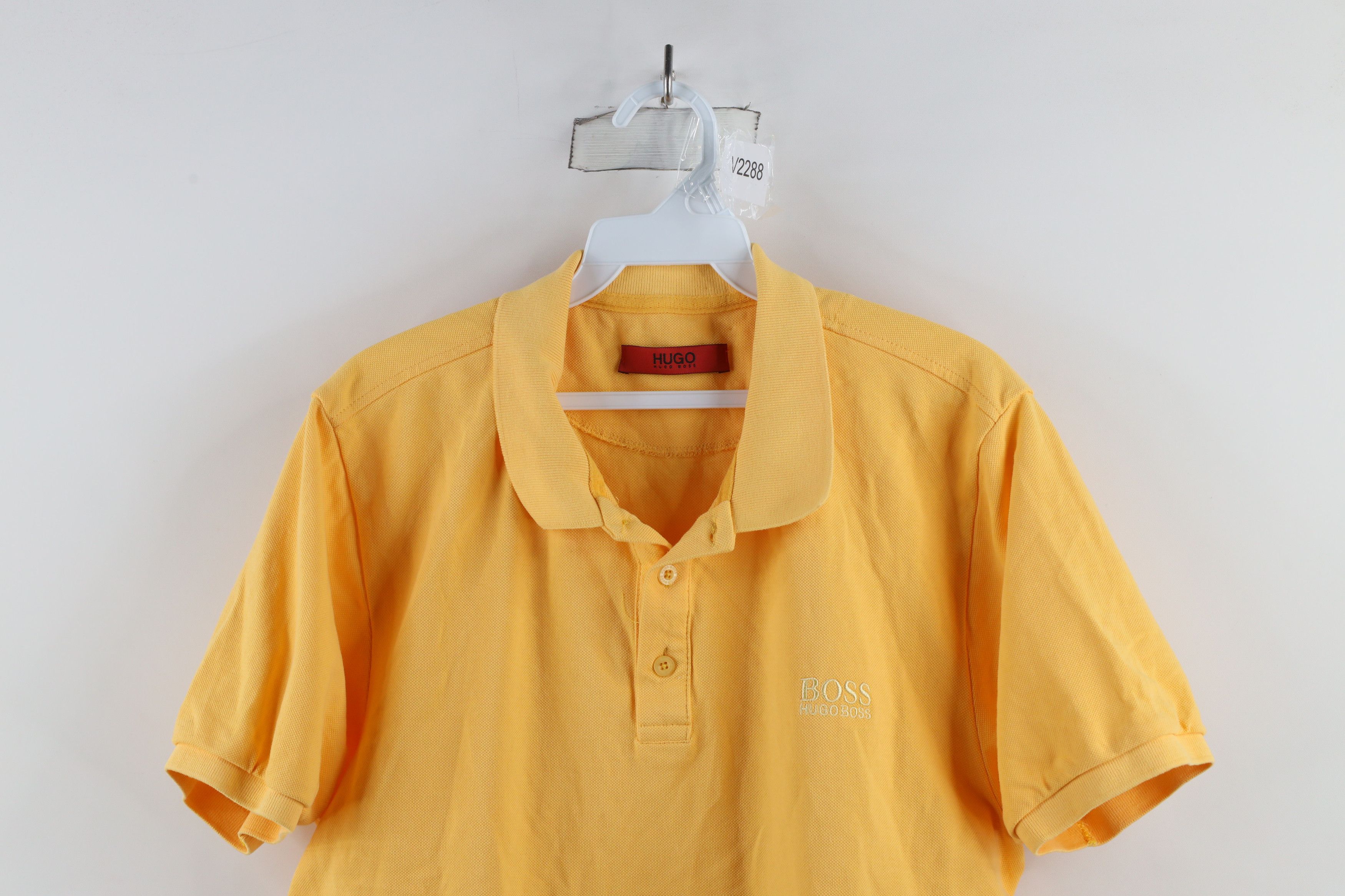 Hugo Boss × Vintage Hugo Boss Spell Out Short Sleeve Collared Golf Polo Shirt Size US XXL / EU 58 / 5 - 2 Thumbnail
