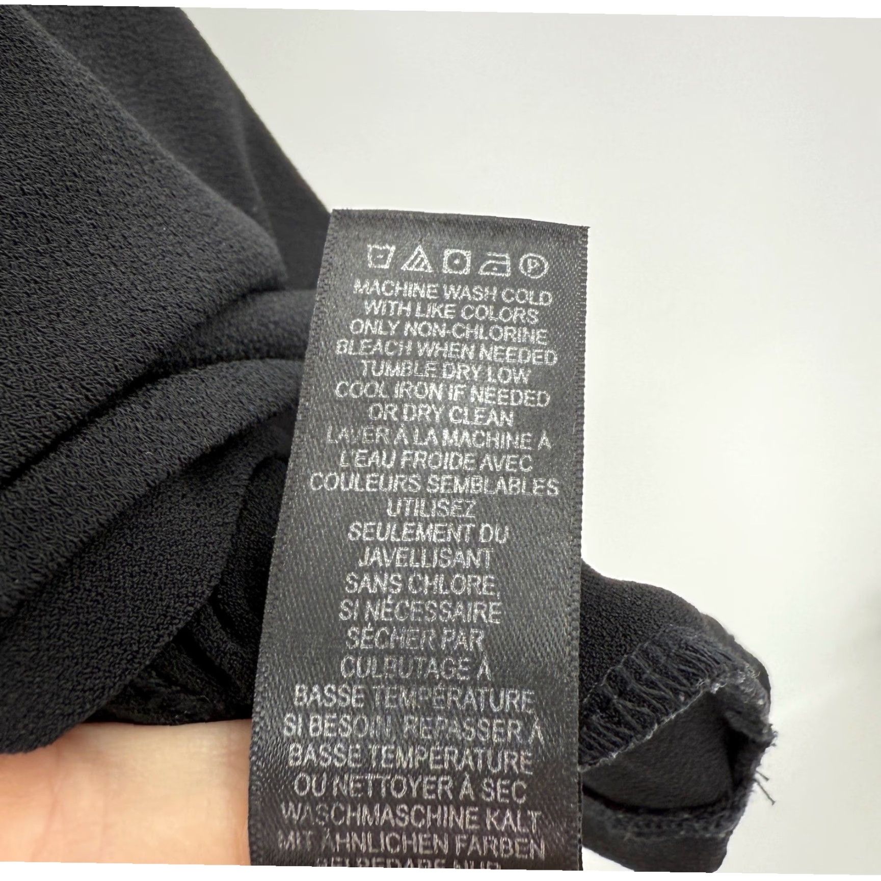 Adrianna Papell Adrianna Papell Black Sleeveless Ruffle Mock Neck Blouse Sz S Women Top Event Office Blouse Size S / US 4 / IT 40 - 7 Thumbnail