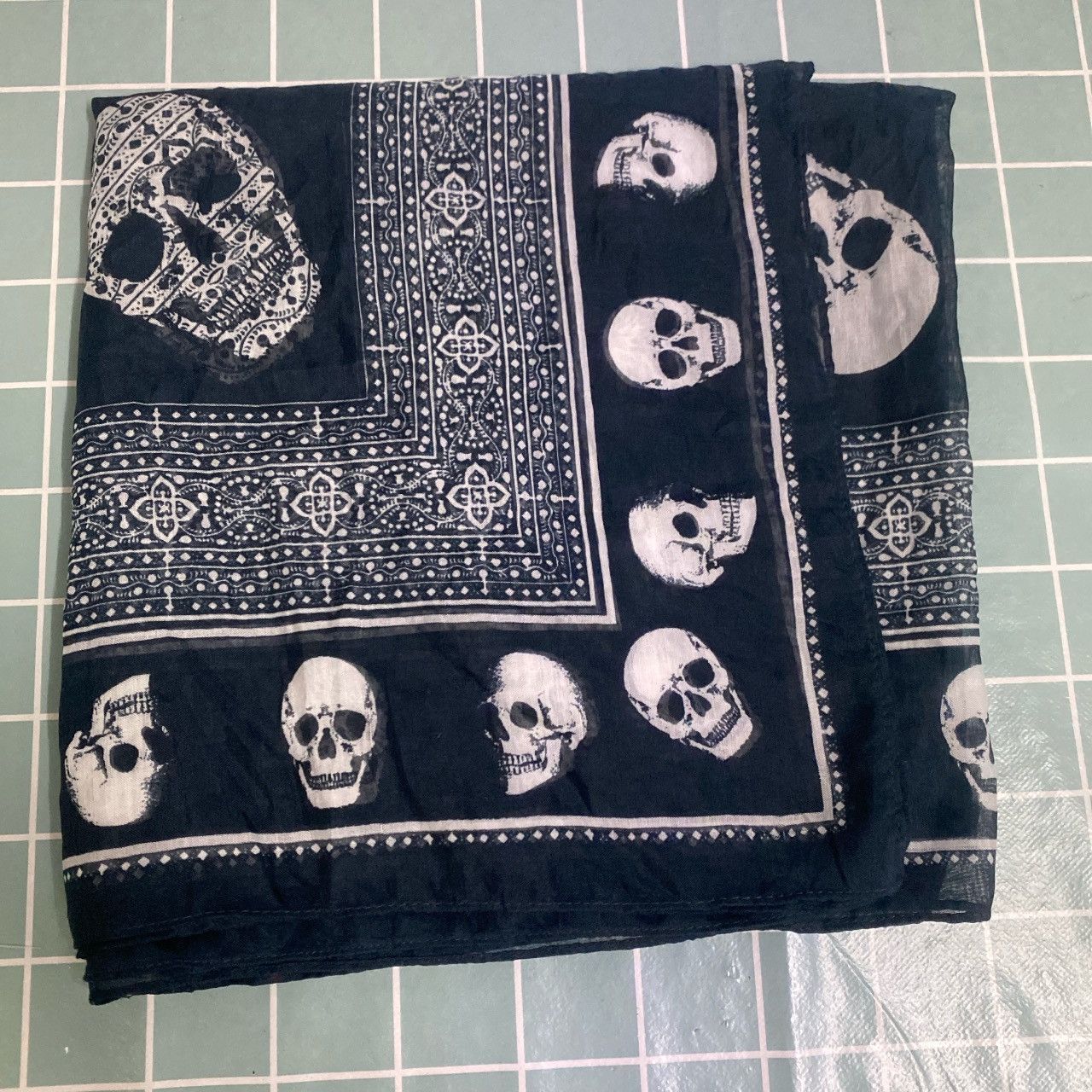 If Six Was Nine × Japanese Brand GERINLY Shemagh Tactical Scarf Skull Pattern Keffiyeh Size ONE SIZE - 1 Thumbnail