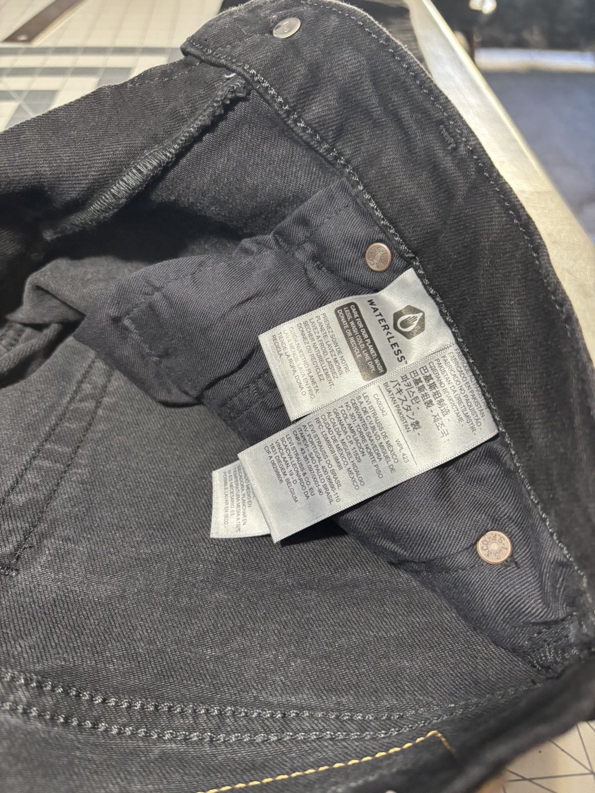 Levi's 502 Regular black Size US 31 - 4 Thumbnail