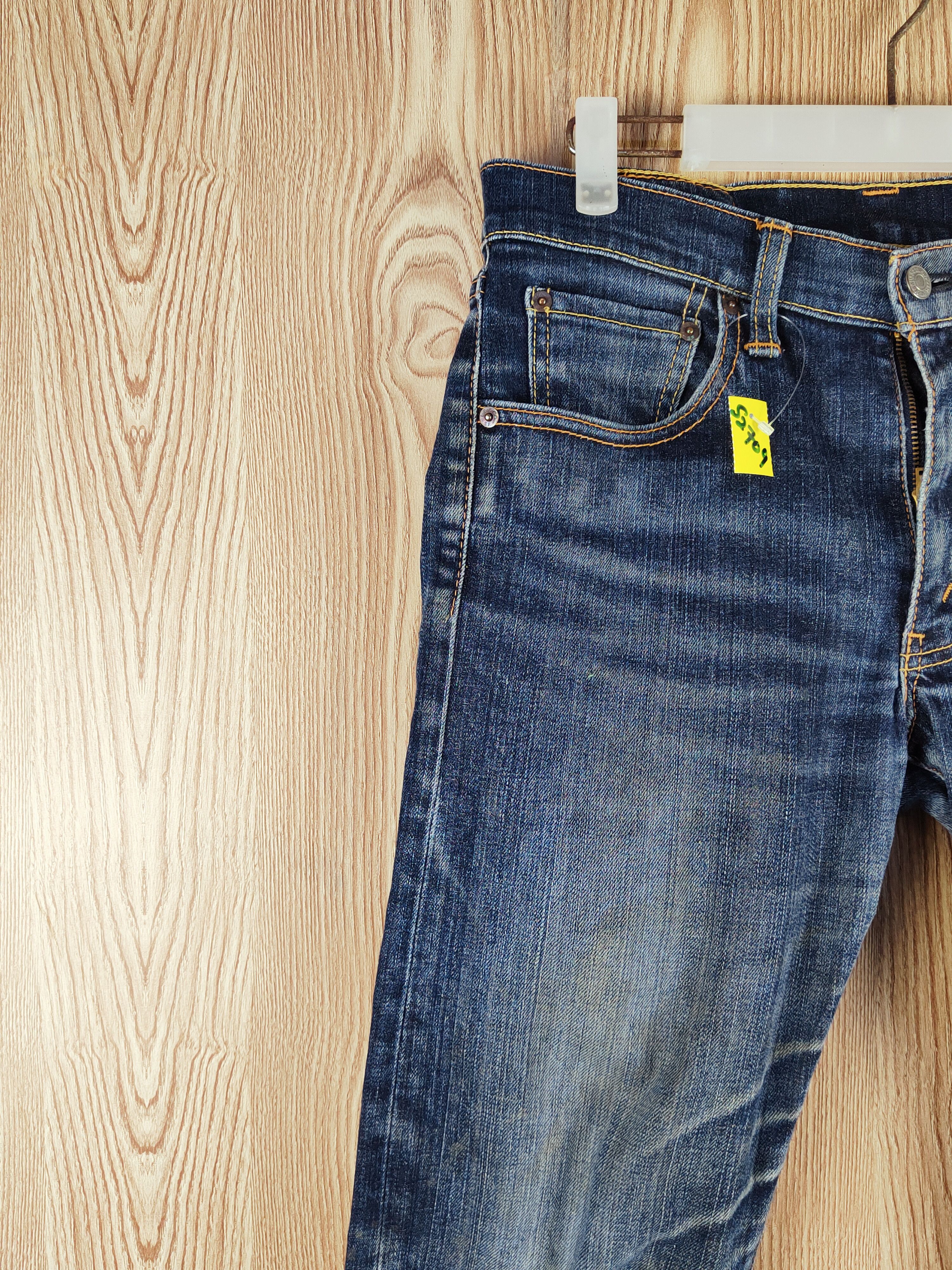 Levi's 705 Levi's Dark Blue Distressed Ripped Jeans #S2709 Size US 31 - 3 Thumbnail