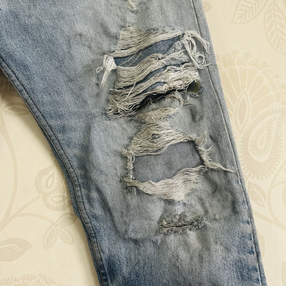 Levi's Grails Levis 501 Button 650 Distressed Ripped Denim USA Size US 30 / EU 46 - 9 Thumbnail