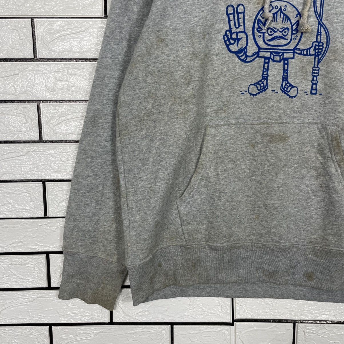 Uniqlo Uniqlo Fortnite Big Logo Hoodie Size US L / EU 52-54 / 3 - 3 Thumbnail