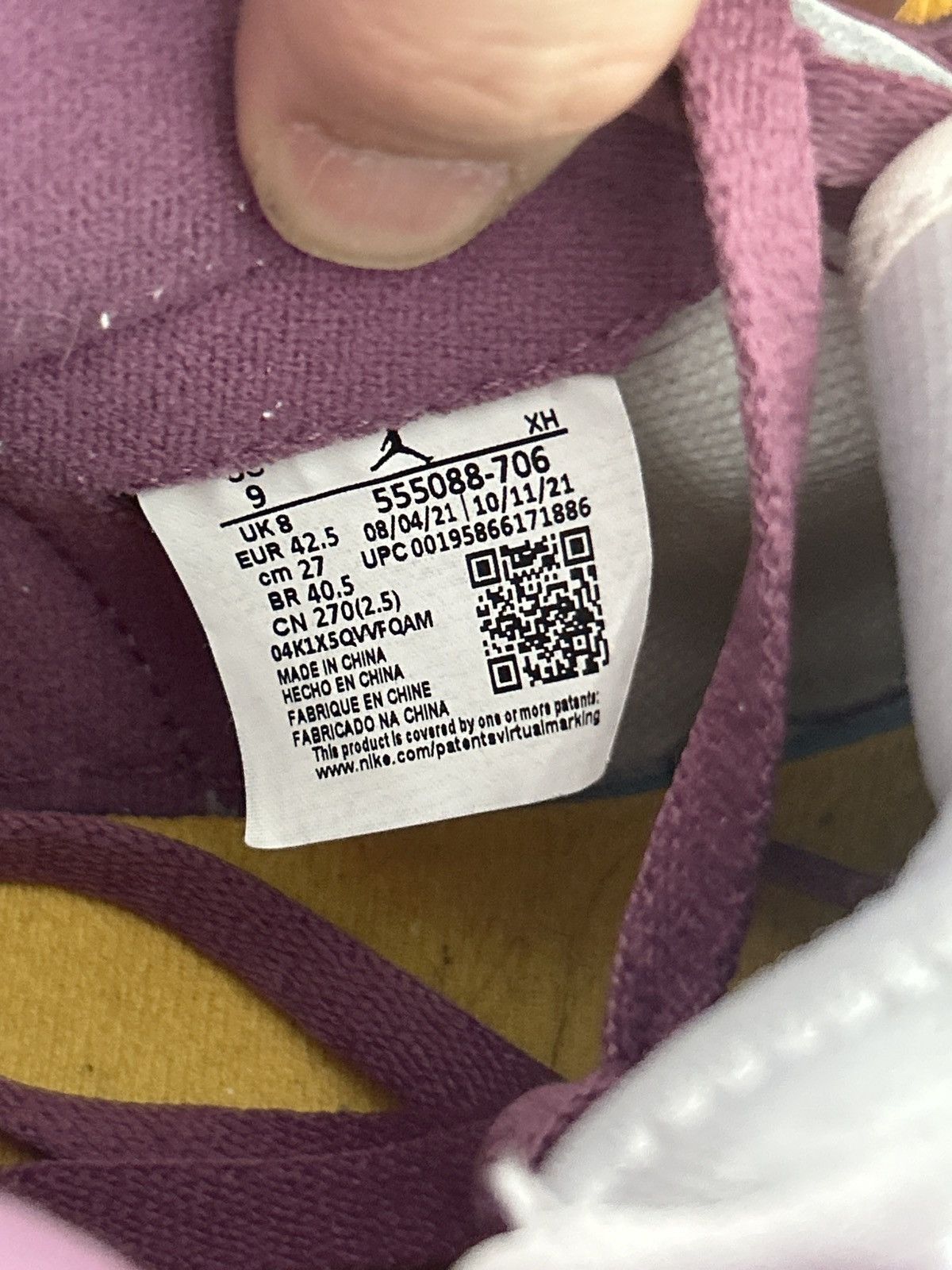 Jordan Brand Jordan retro 1 OG Brotherhood Size US 9 / EU 42 - 6 Thumbnail