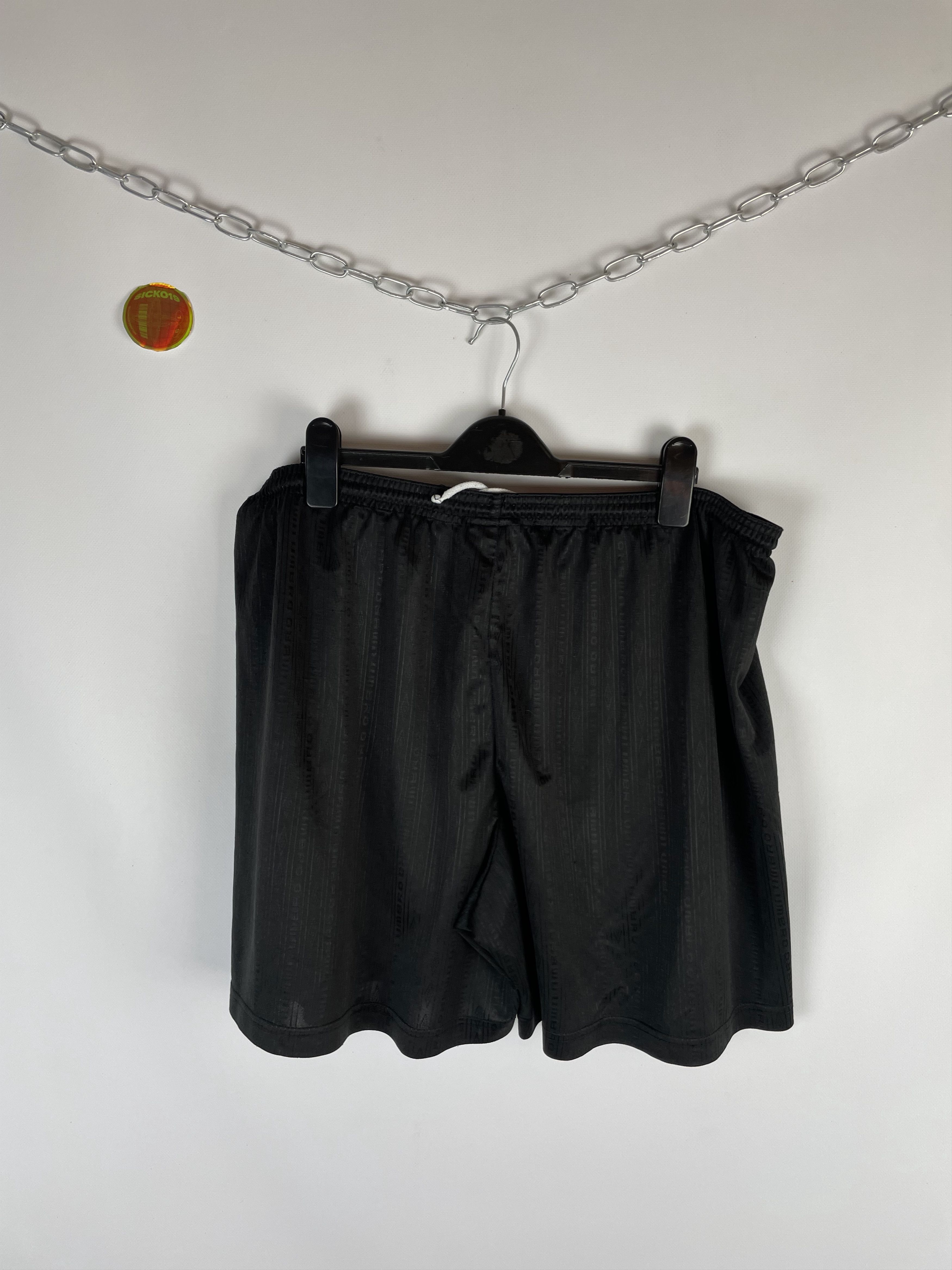 Other Vintage Umbro Shorts Y2k Size US 40 / EU 56 - 7 Thumbnail
