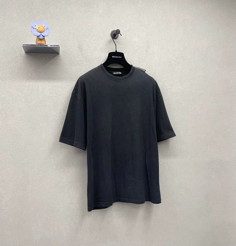 Balenciaga Balenciaga Shoulder Label Short Sleeve T-Shirt Size US XXS / EU 40 - 3 Thumbnail