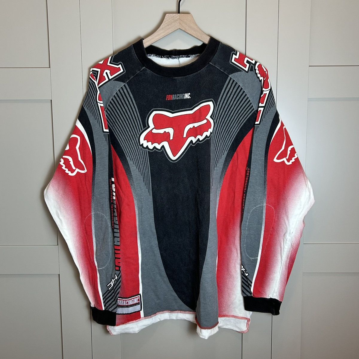 Classic Fox Racing Colorblock Raglan Jersey Classic Fox Racing Colorblock Raglan Jersey