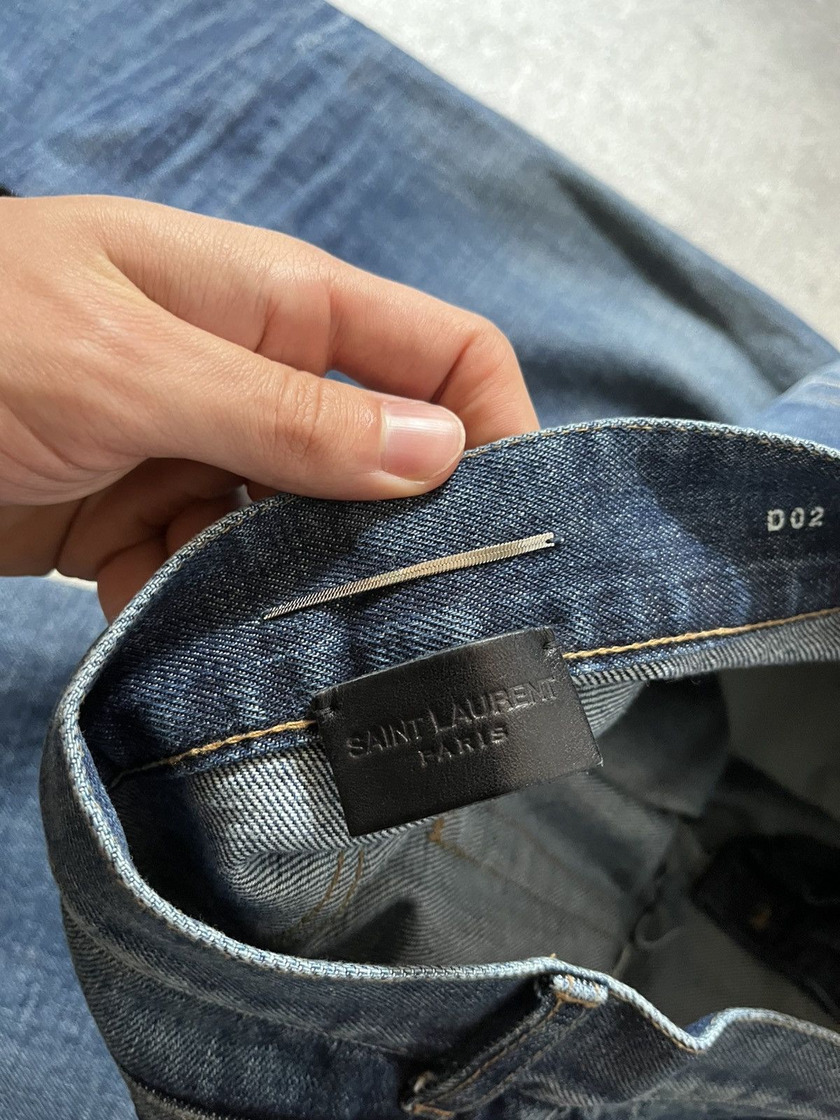 Saint Laurent Paris Saint Laurent A/W 18 washed distressed jeans Size US 30 / EU 46 - 15 Thumbnail