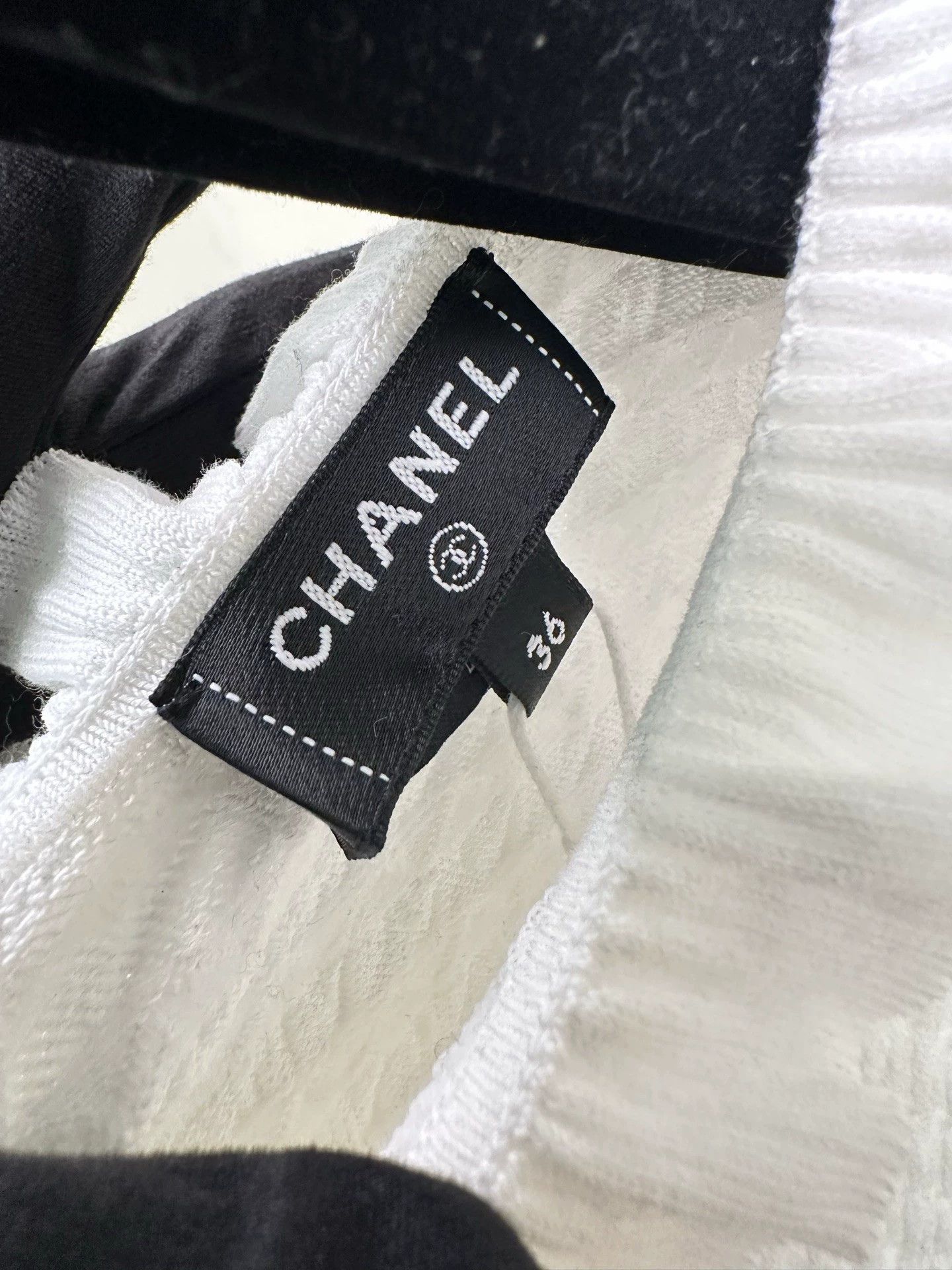 Chanel Chanel White Ruffled T-shirt 36 Size XS / US 0-2 / IT 36-38 - 3 Thumbnail