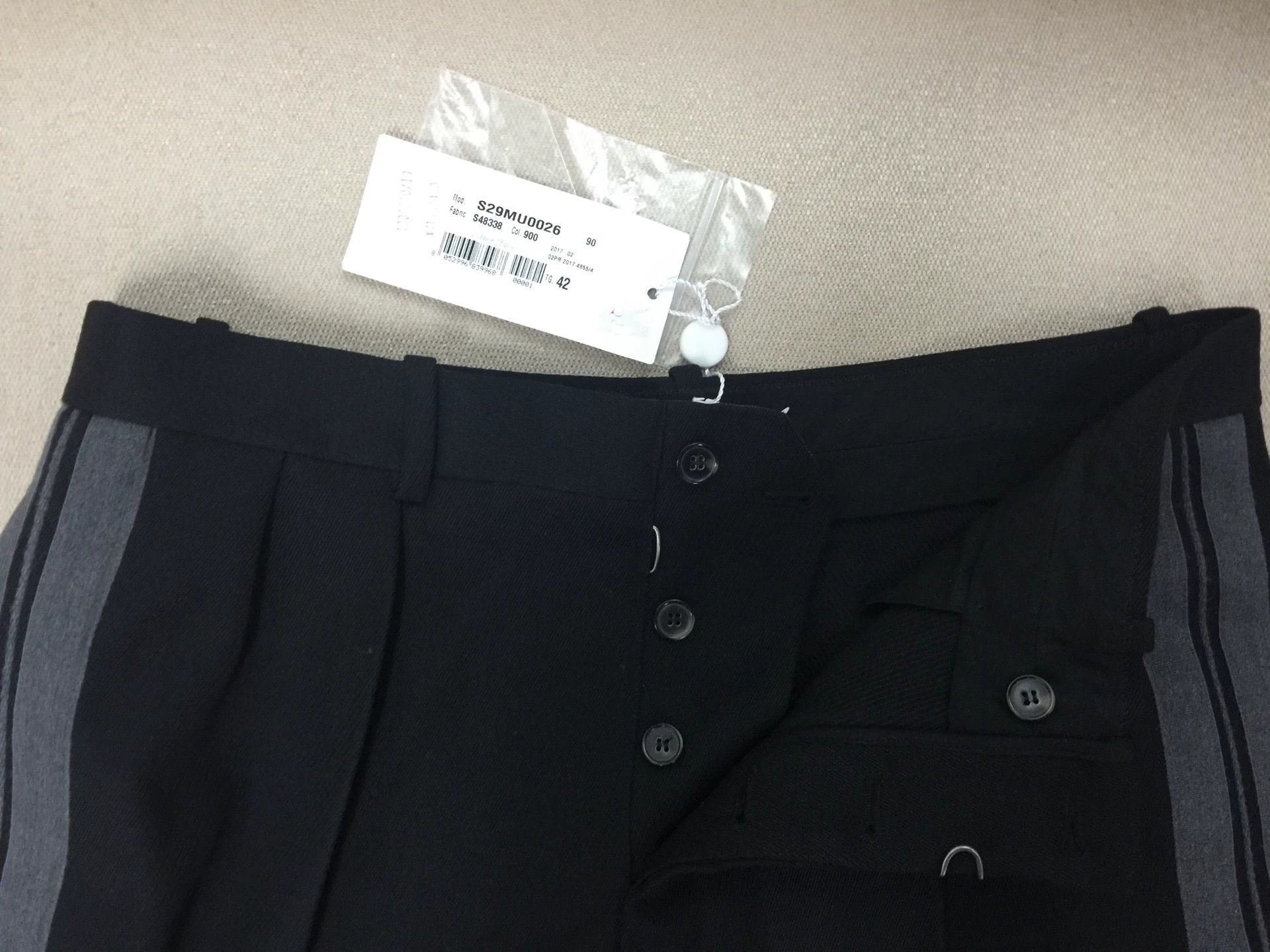 Maison Margiela Maison Margiela Deconstructed Wool Shorts, Size M Size US 29 - 5 Thumbnail