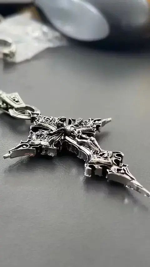 VIBE Cross Shine Silver Chain Horror God Pendant Necklace Gothic Size ONE SIZE - 3 Thumbnail