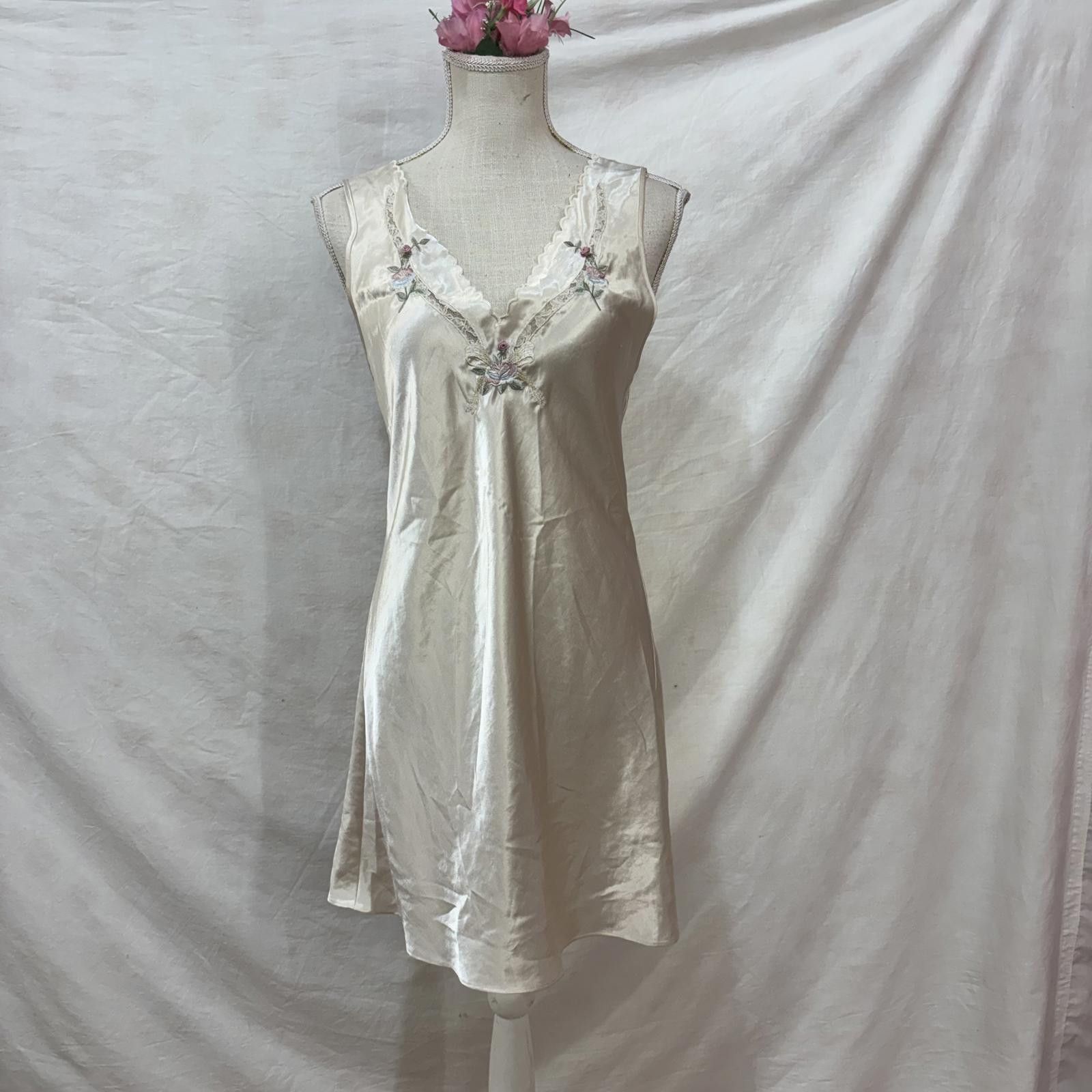 Other Vtg 90s satin lace embroidered floral lingerie gown Size ONE SIZE - 1 Thumbnail