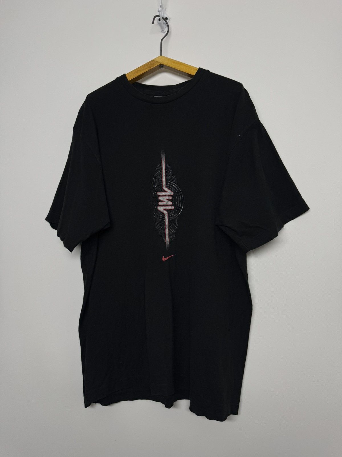 Nike Vintage Y2K Nike Shox Small Swoosh Logo T Shirt 00’s Size US L / EU 52-54 / 3 - 1 Thumbnail