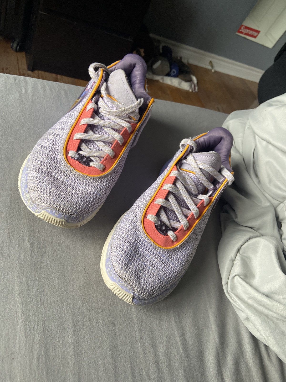 Nike Lebron 20s (Violet Frost) Size US 9 / EU 42 - 6 Thumbnail