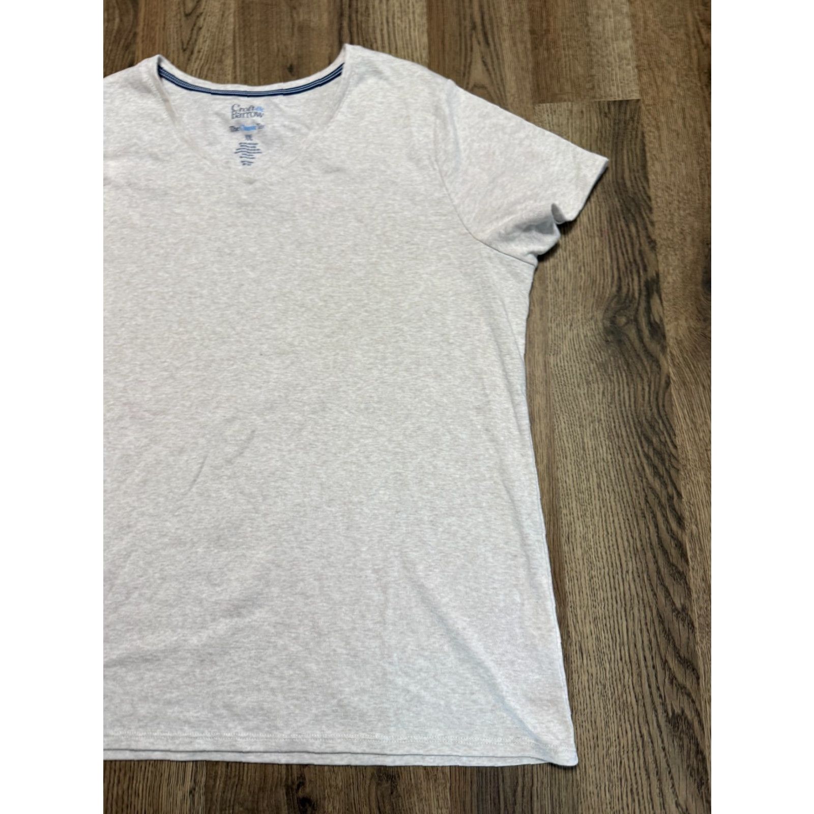 Croft & Barrow Croft & Barrow Shirt Women's XXL Tan V-neck Classic Tee Shirt Cotton, Short Sleeve, Pullover, Casual, Regular Fit, Brown, Basic Modern Tee, Women, 2XL Size XXL / US 16-18 / IT 52-54 - 4 Thumbnail