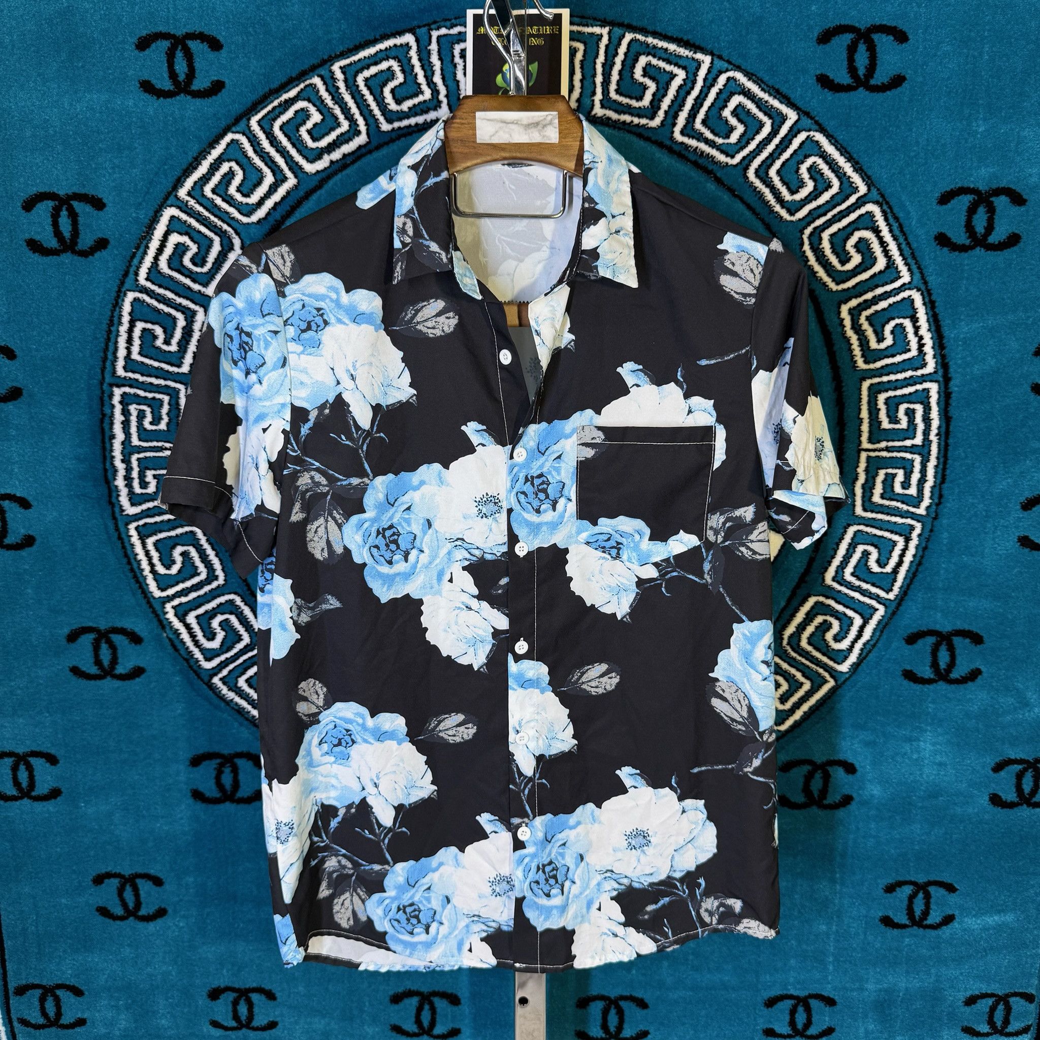 Shein FLORA BLUECHROMATICA S/S BUTTON UP Size US M / EU 48-50 / 2 - 1 Preview