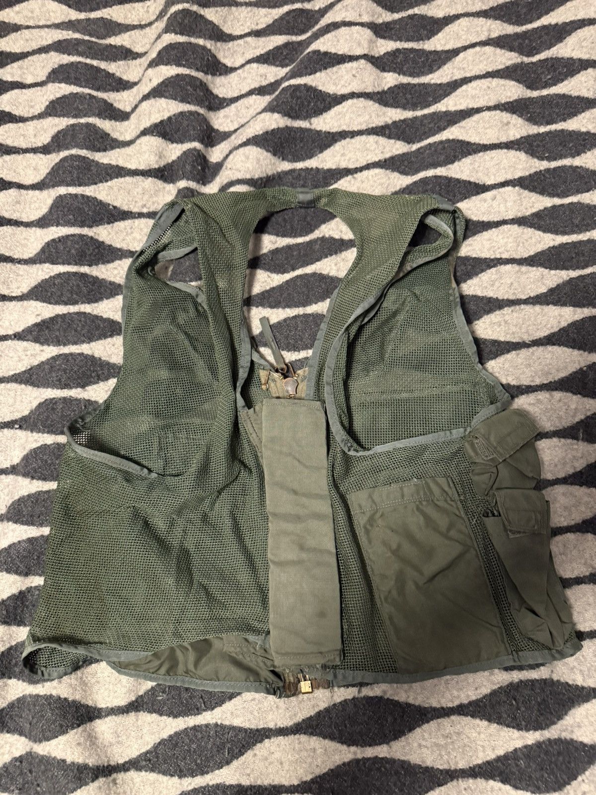 Vintage USAF Vietnam survival vest Size US L / EU 52-54 / 3 - 2 Thumbnail