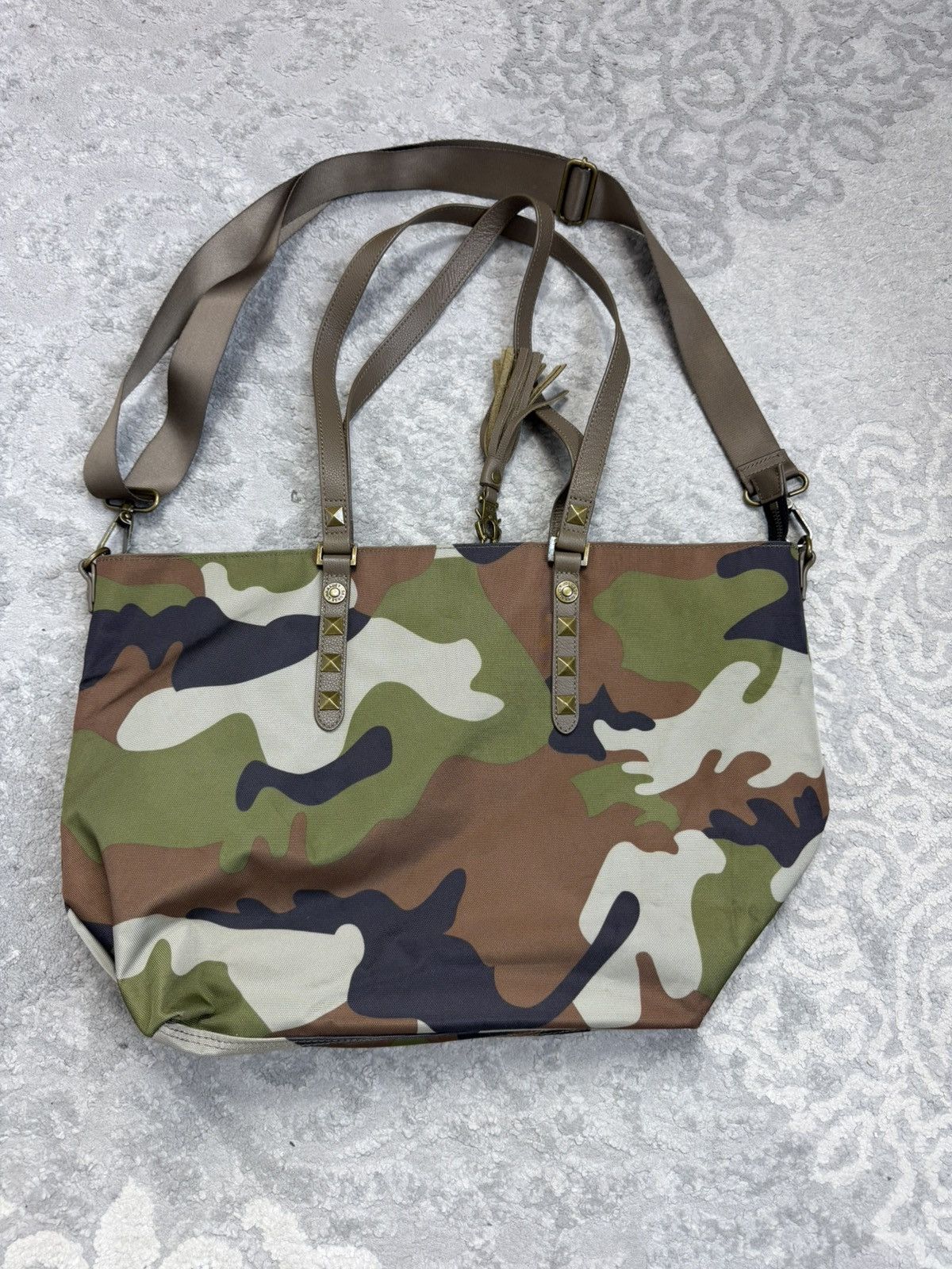 George Gina & Lucy George Gina & Lucy Julies Romance Handbag New Without Tags Size ONE SIZE - 7 Thumbnail
