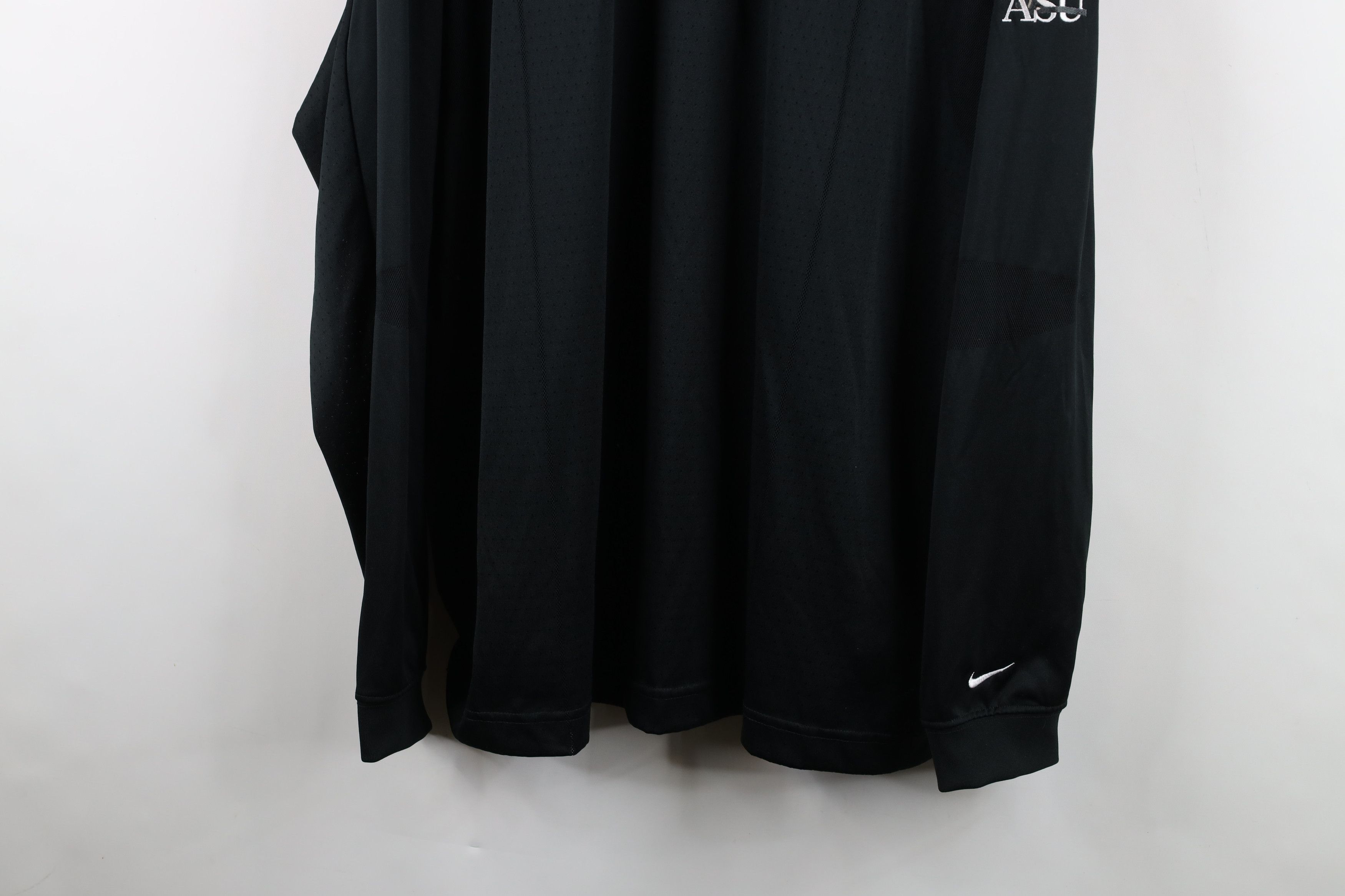 Nike Vintage Nike Golf Mini Swoosh Knit Long Sleeve Polo Shirt Size US XXL / EU 58 / 5 - 3 Thumbnail