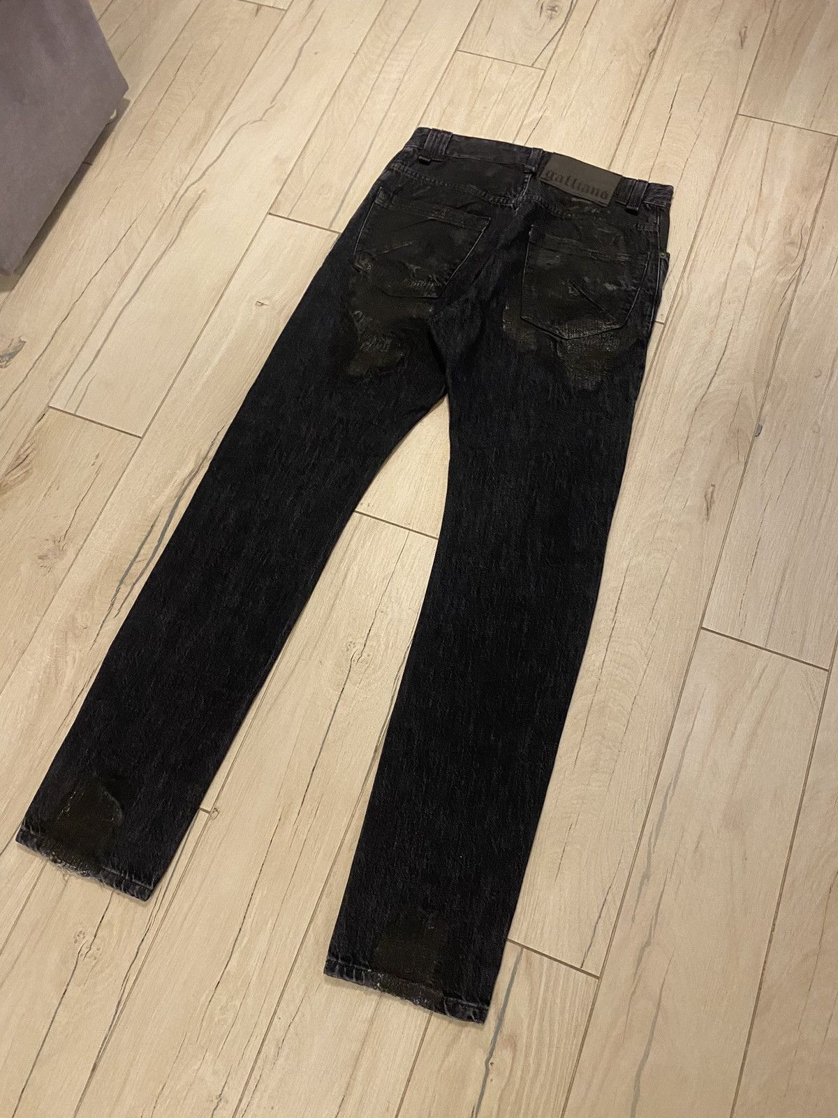 John Galliano DSWT! Galliano Black Waxed Distressed Denim Pants Size US 34 / EU 50 - 11 Thumbnail