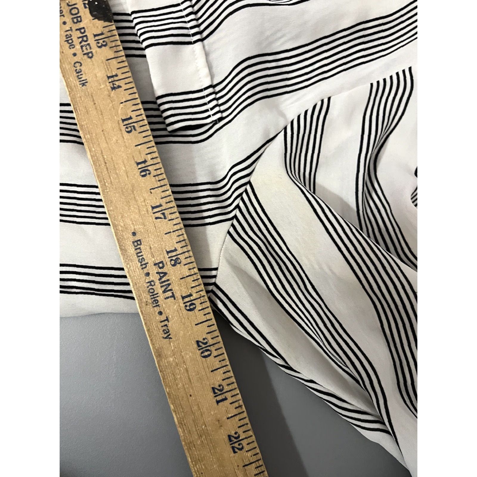 White House Black Market WHBM Blouse Shirt Striped Button Front Top Womens Long Sleeve Collared Back Cutout White Black Market Size 4 - White House Black Market Size S / US 4 / IT 40 - 5 Thumbnail