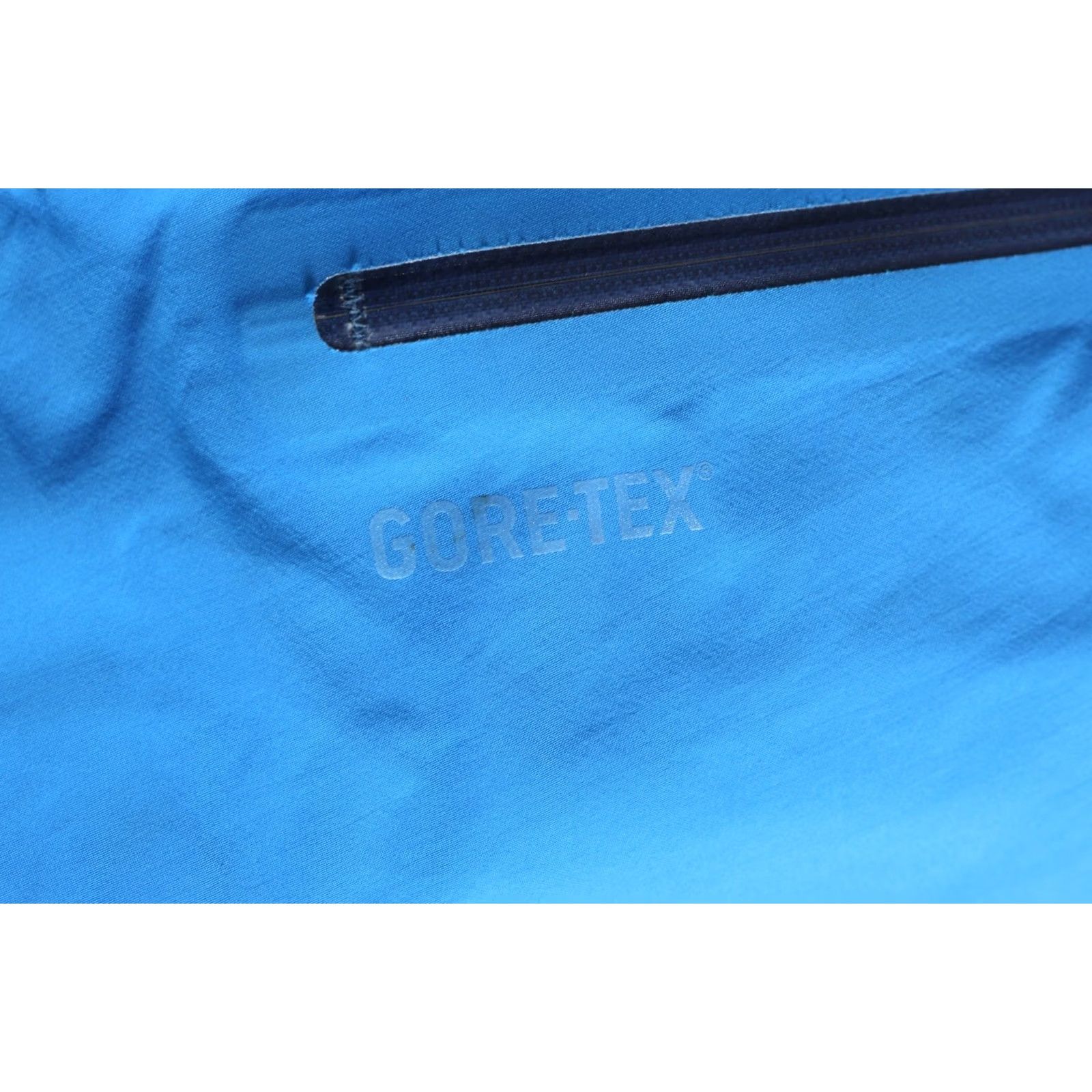 Vintage Haglöfs ROC SILVERSEA ROC GORE-TEX Hodoed Jacket Men Size L MJ4252 Size US L / EU 52-54 / 3 - 6 Thumbnail