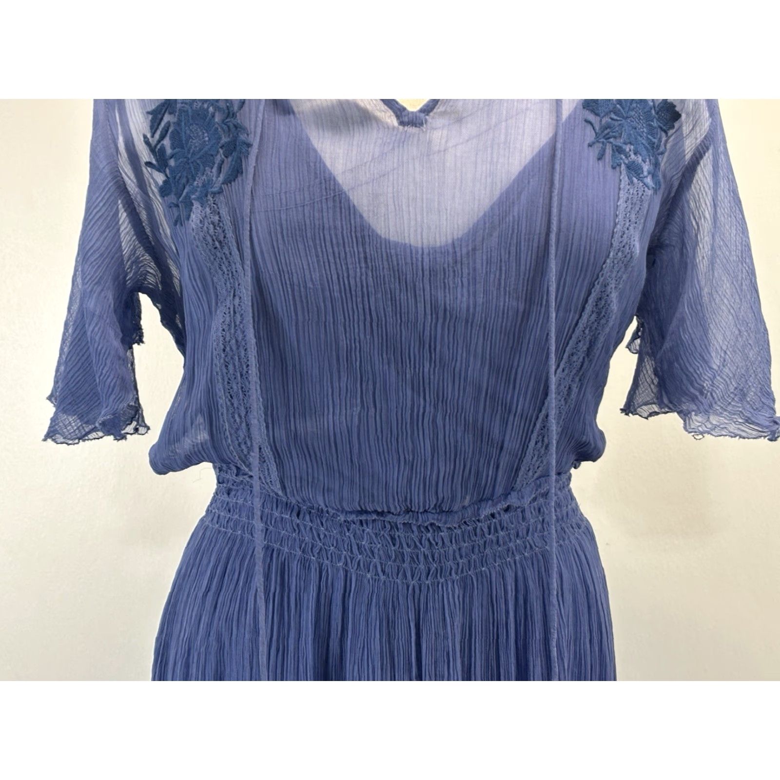 Vintage Sundance Led By Dreams Women's Blouson Floral Embroidered Drop Waist Midi Dress Petite S Blue Floral Embroidered Dress Vintage No Size L / US 10 / IT 46 - 7 Thumbnail