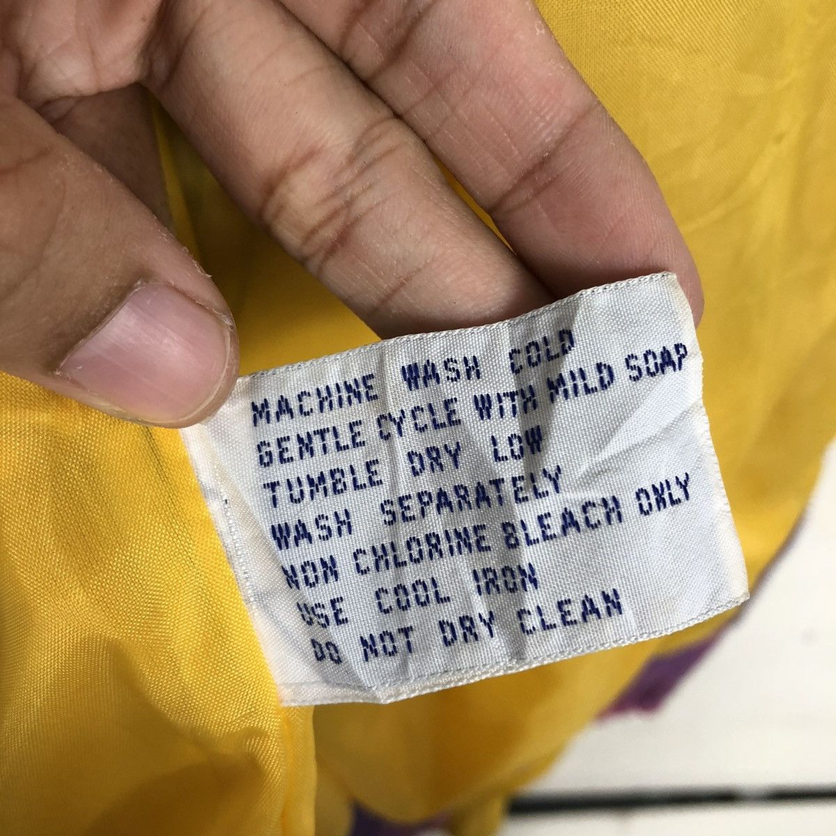 Starter 🔥VINTAGE BOMBER JACKET STARTER WASHINGTON HUSKIES SUN FADED Size US L / EU 52-54 / 3 - 22 Thumbnail
