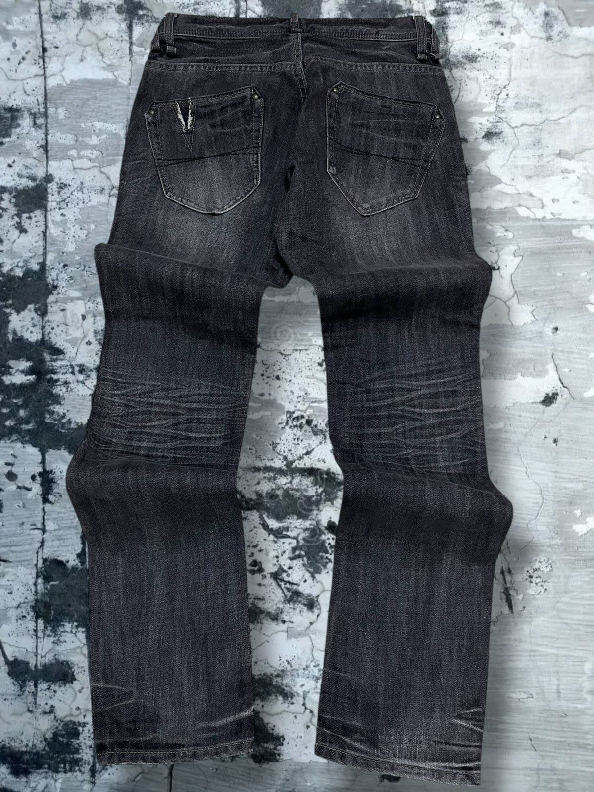 Tornado Mart Vintage 1990s Og Japan Designer RattleTrap Distressed Denim Size US 29 - 12 Thumbnail