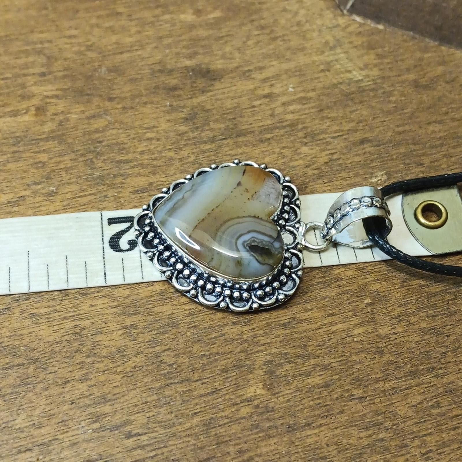 Designer Heart-Shaped Montana Agate Pendant Necklace Size ONE SIZE - 3 Thumbnail