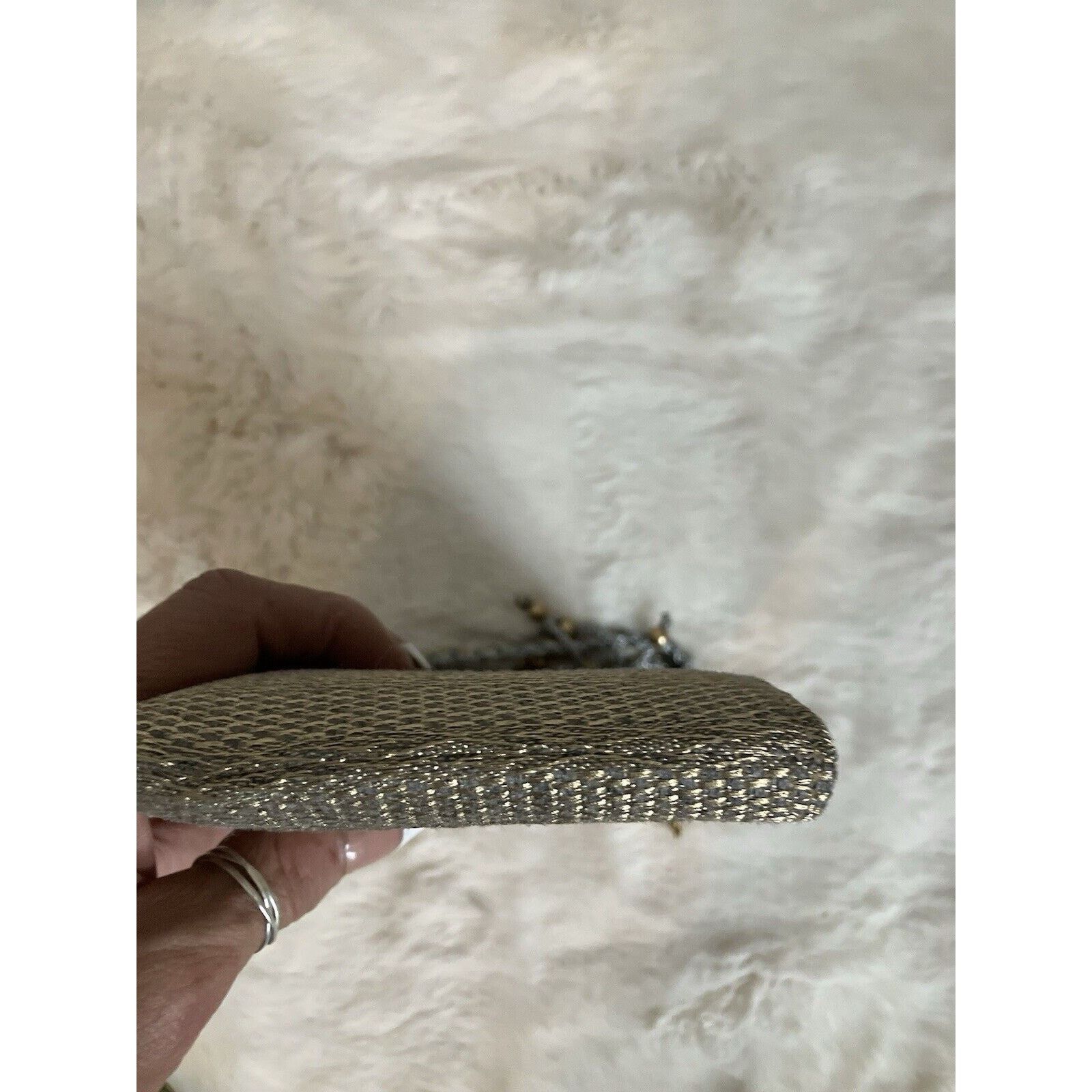 & Other Stories Vintage clutch wristlet with embroidered flower boho VTG Size ONE SIZE - 7 Thumbnail
