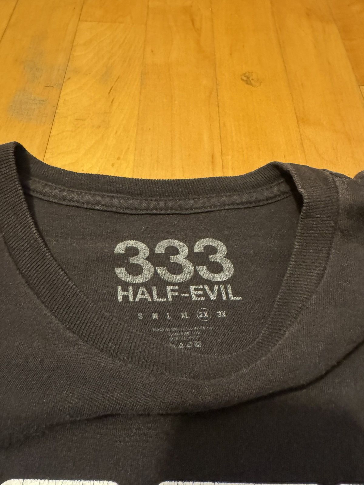 Half Evil Half Evil Graphic Tee Size US XXL / EU 58 / 5 - 3 Thumbnail