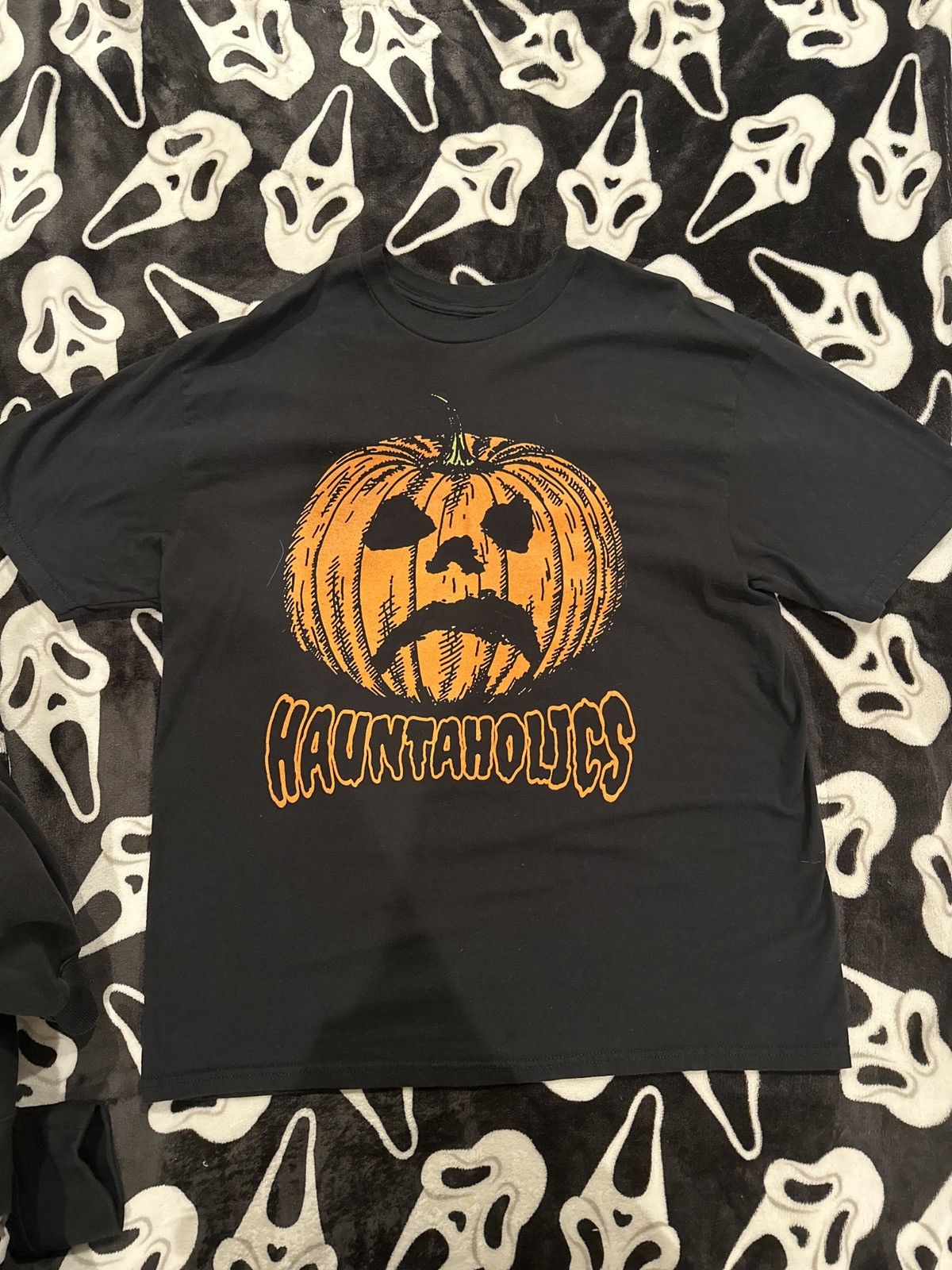 Haunted Mound HAUNTED MOUND HAUNTAHOLICS TEE 🎃 Size US XL / EU 56 / 4 - 1 Thumbnail