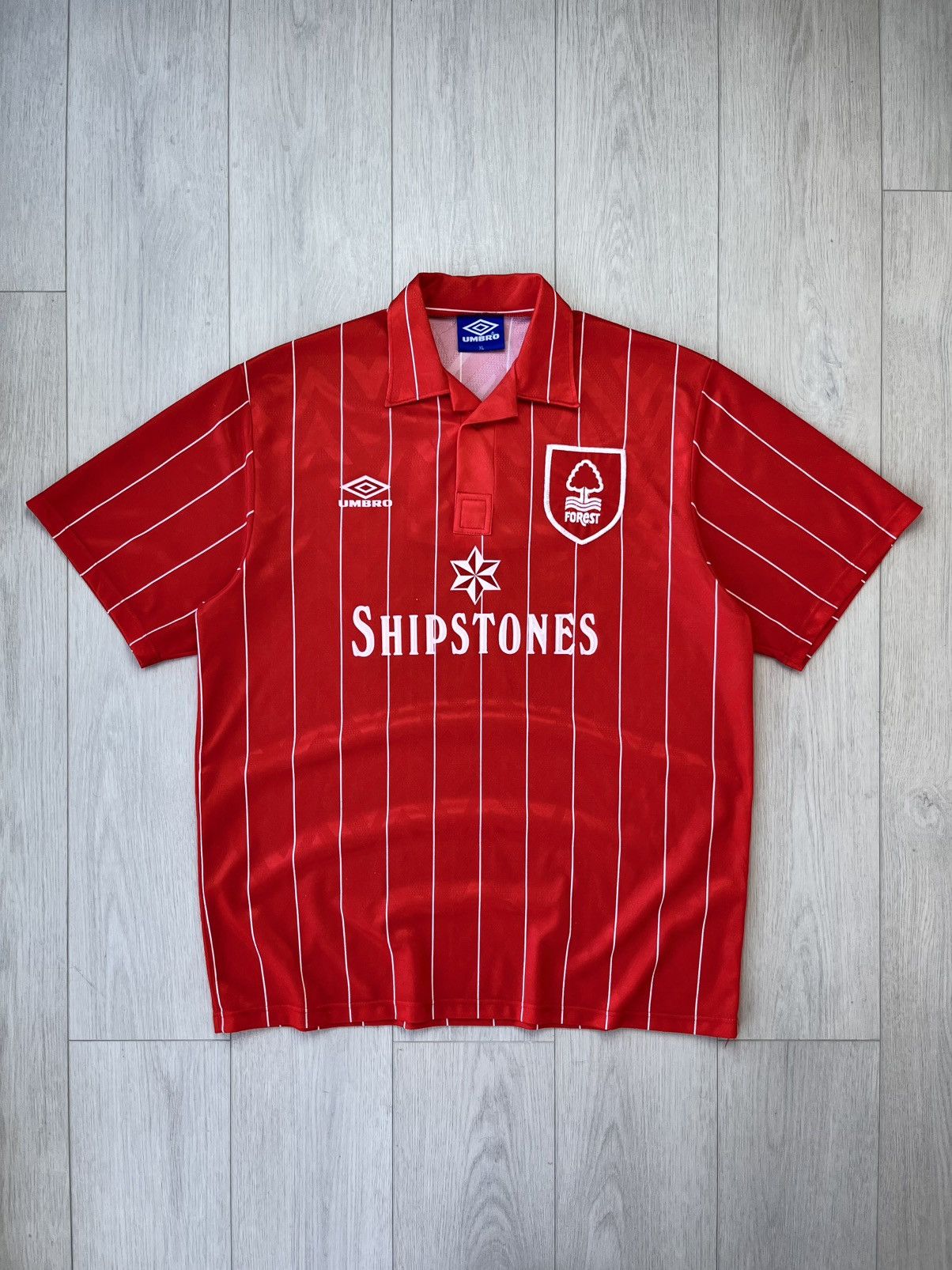 Umbro Vintage Nottingham Forest 1992 Home Retro Soccer Jersey 90s Size US XL / EU 56 / 4 - 1 Thumbnail