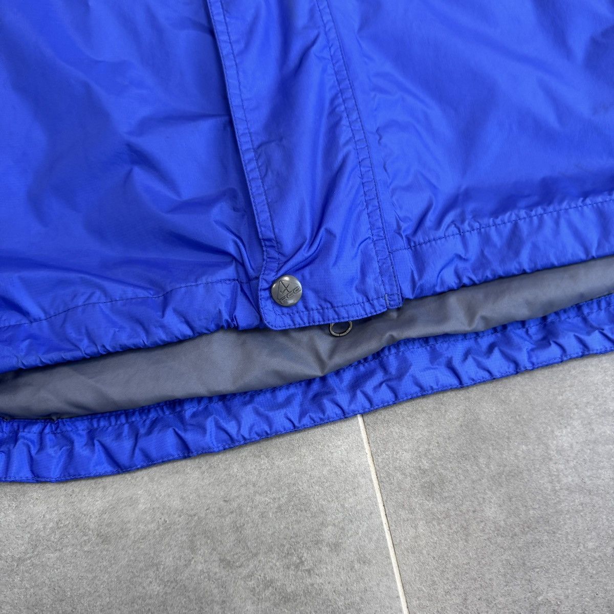Nike ACG Vintage Nike ACG Storm-Fit Raincoat Jacket Women Y2K Blue Size M / US 6-8 / IT 42-44 - 6 Thumbnail
