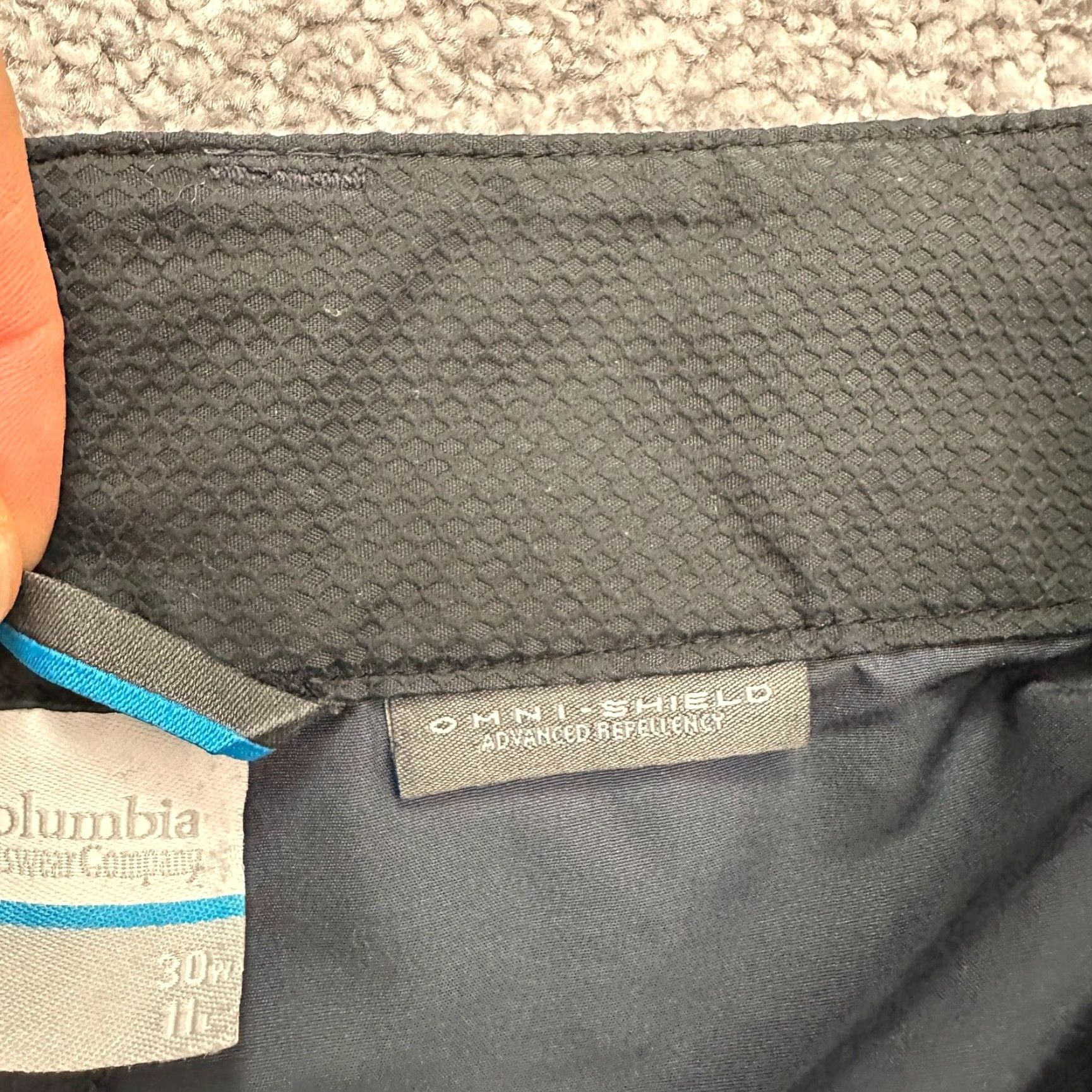 Vintage Columbia Shorts Mens 30 Blue Omni Shield Outdoor Hiking Snap Button Size US 30 / EU 46 - 7 Thumbnail