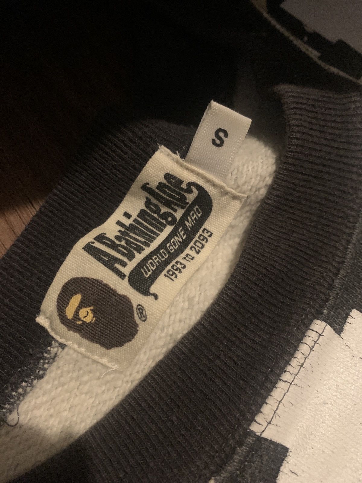 Bape Bape glow in the dark jumper Size US S / EU 44-46 / 1 - 6 Thumbnail