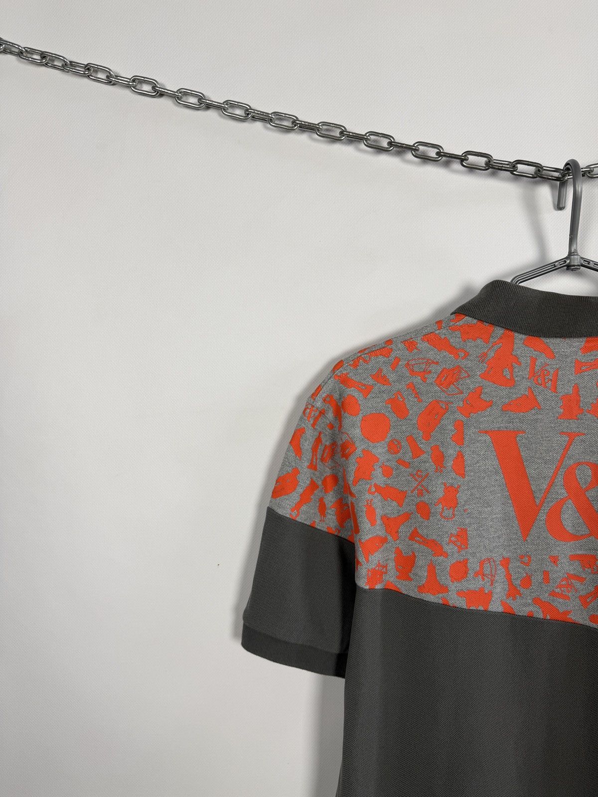 Christopher Raeburn Men’s V&A x Christopher Raeburn Designer Polo Shirt Size L Size US L / EU 52-54 / 3 - 13 Thumbnail