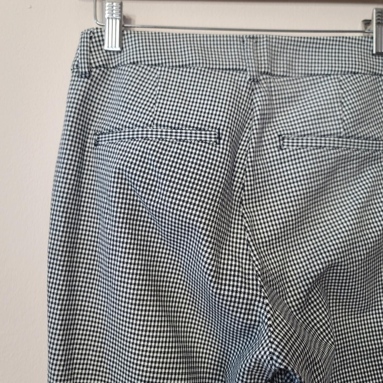 Old Navy Chic Houndstooth Academia Old Navy Pixie Ankle Pants Size 2 Size 26" / US 2 / IT 38 - 5 Thumbnail