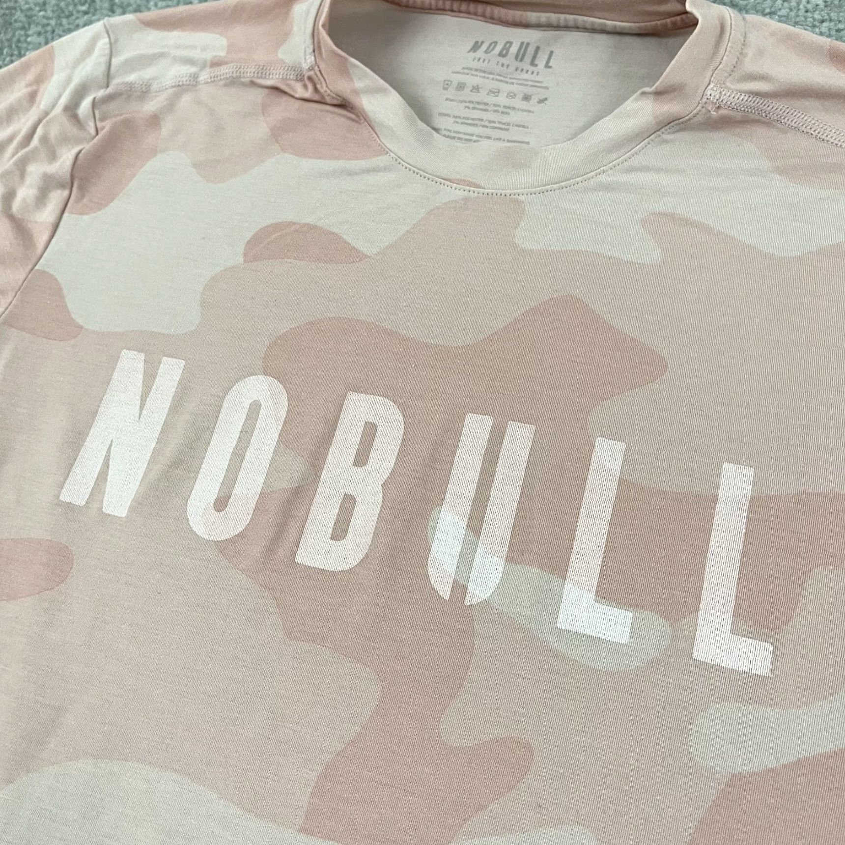 Vintage NOBULL No Bull Shirt Womens Small Pink Camo Active Workout Training Long Sleeve Shirt Size S / US 4 / IT 40 - 2 Thumbnail