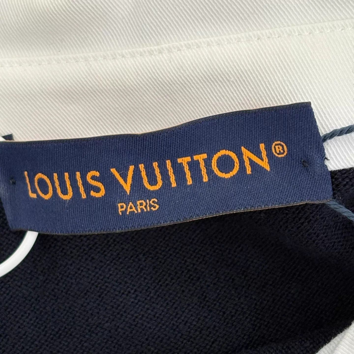 Louis Vuitton LV Logo Embroidery Pearl Button SS Polo Men's Navy Size US M / EU 48-50 / 2 - 3 Thumbnail