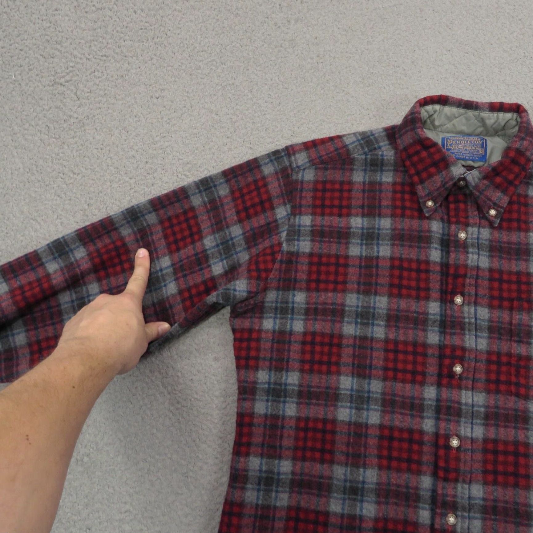Pendleton VINTAGE Pendleton Shirt Men M Red Grey Shadow Plaid Virgin Wool 80s Made in USA Shirt Mens Vintage Pendleton Wool Shirt Red Grey Plaid 80s USA Size US M / EU 48-50 / 2 - 2 Thumbnail