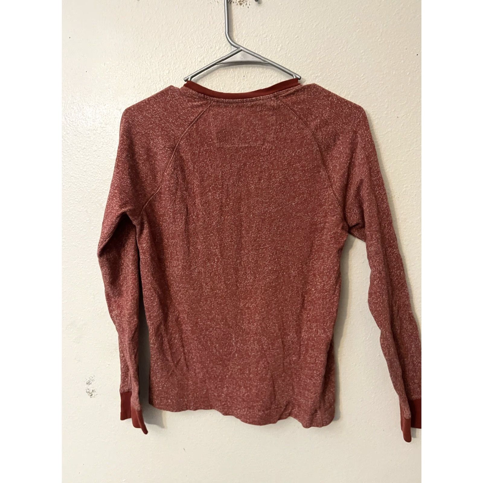 Banana Republic Banana Republic Men’s Size Small Red Henley Cotton Long Sleeve Shirt Size US S / EU 44-46 / 1 - 3 Thumbnail