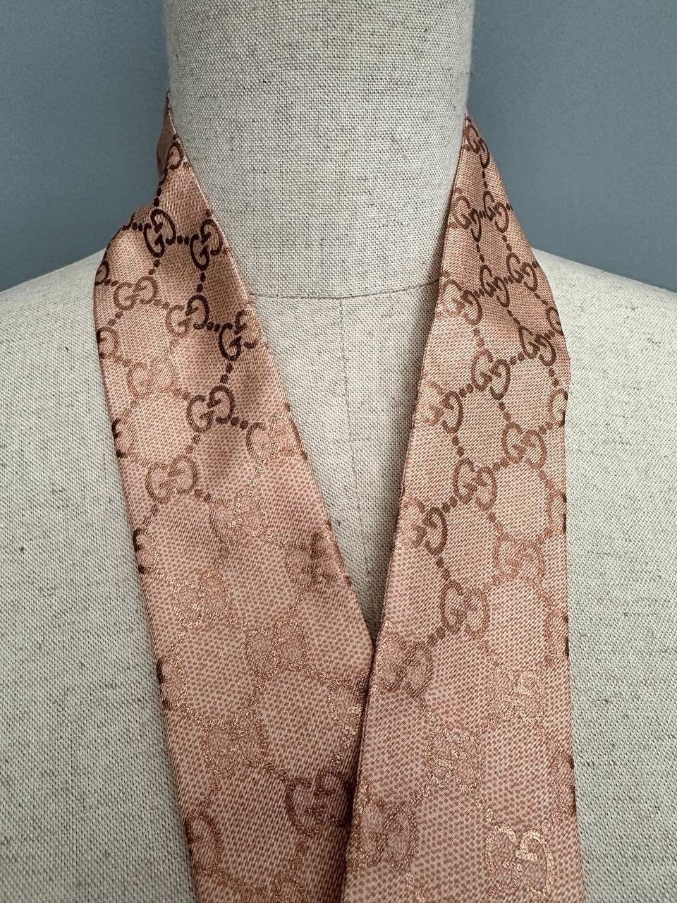 Gucci Gucci Silk Scarf Bandeau Monogram GG Pink New 100% Auth Size ONE SIZE - 6 Thumbnail